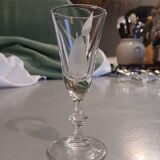 5 liqueur or brandy glasses