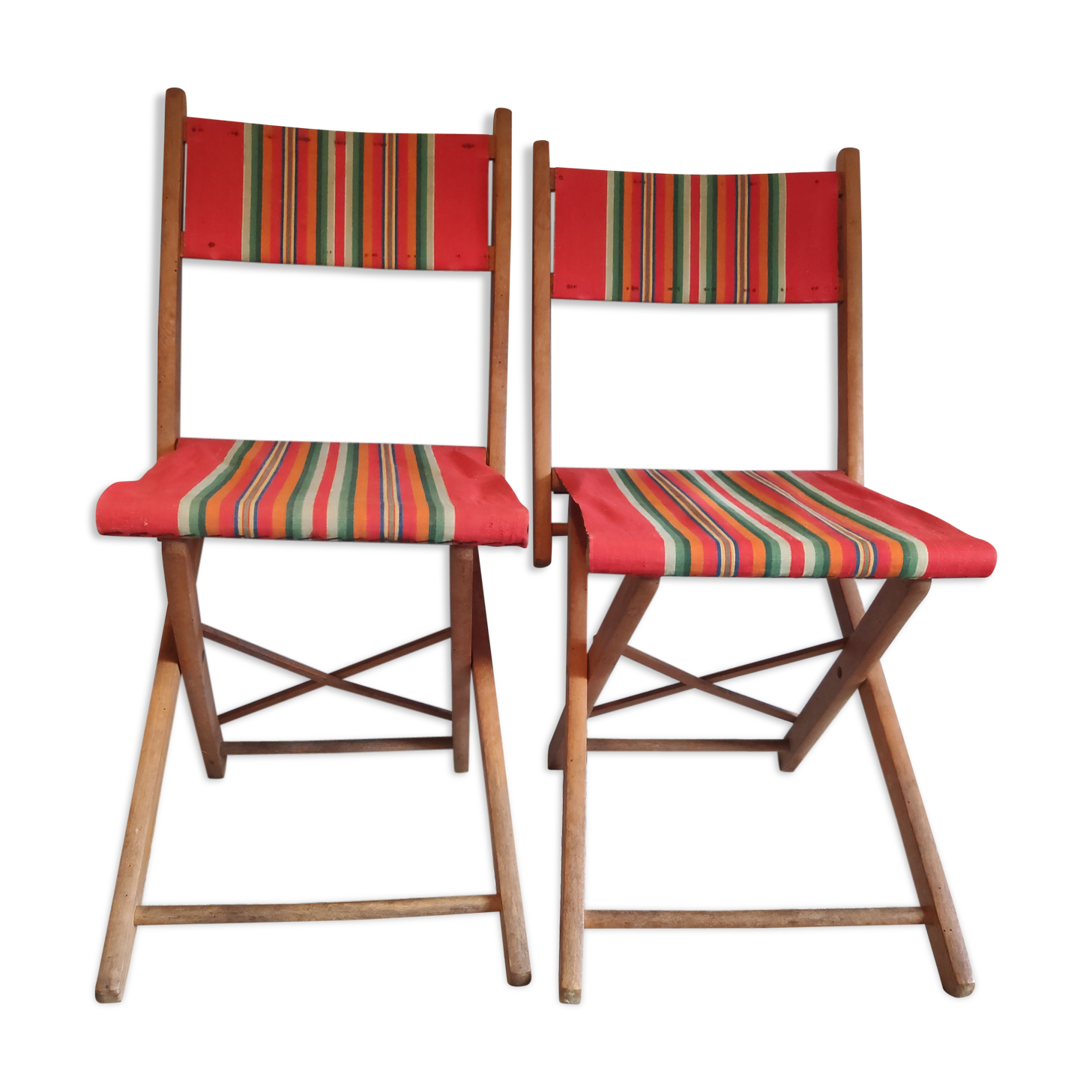 Vintage wooden folding chairs and basque fabric