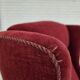 Chaise danoise à dossier haut, années 1970, velours rouge cerise, pieds en bois de frêne.