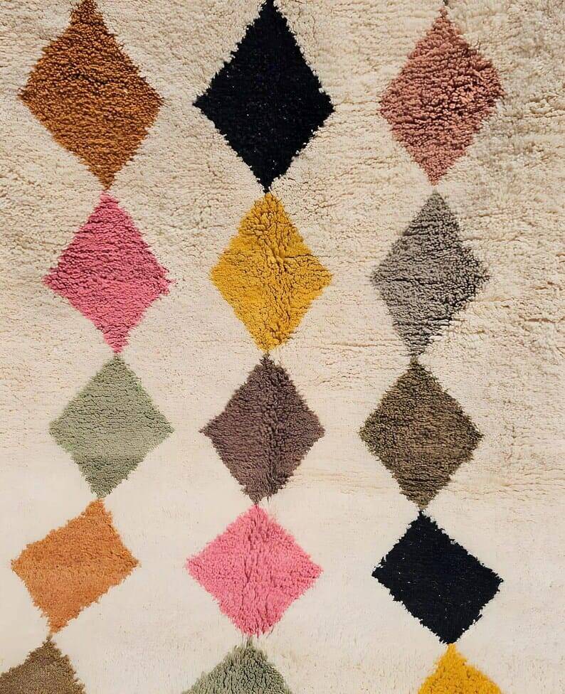 Handmade Beni Mrirt rug size 150 x 250 cm