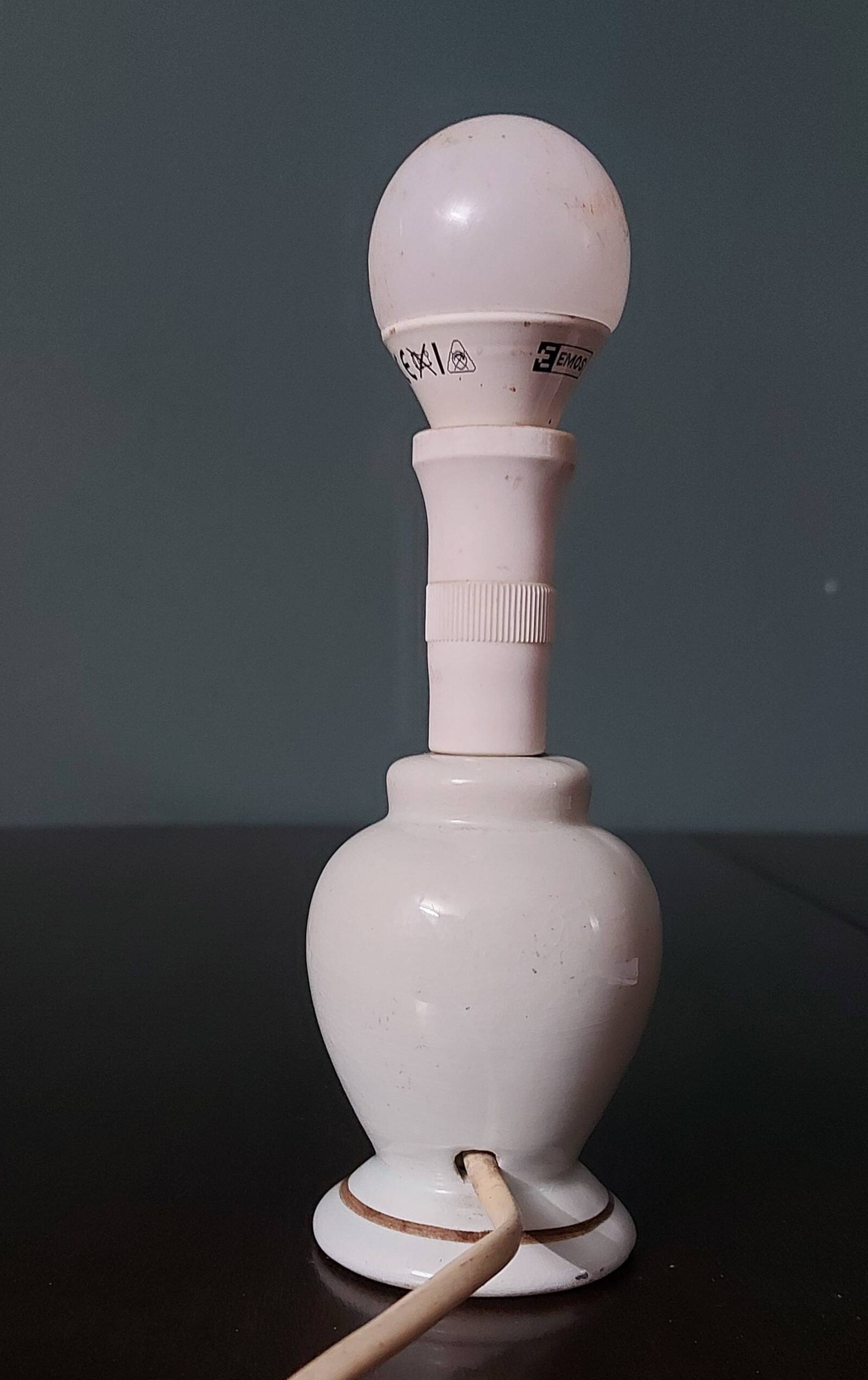 Lampe delf en porcelaine