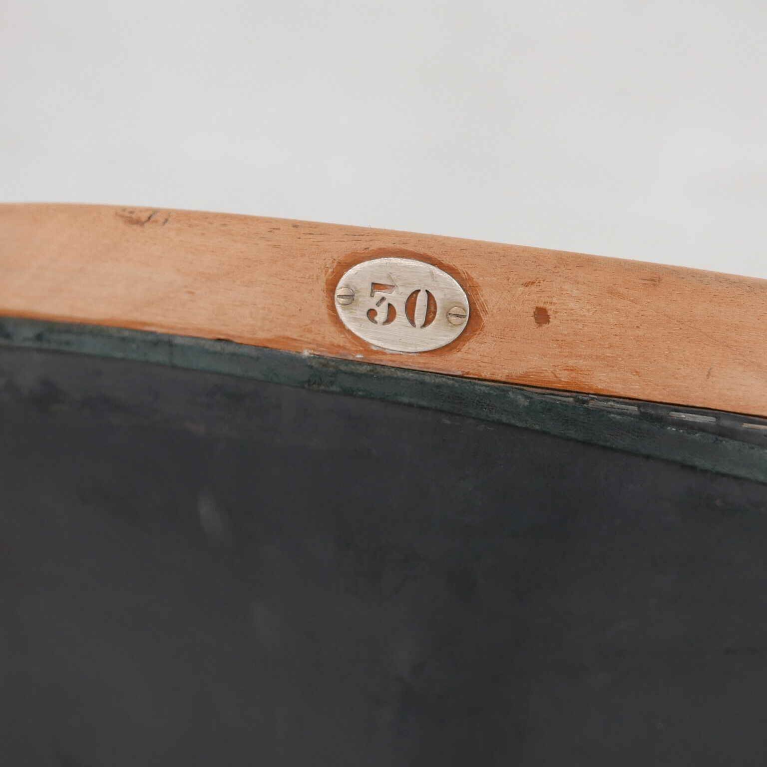 Paire de chaises de bureau pivotantes antiques 'Captain’s'