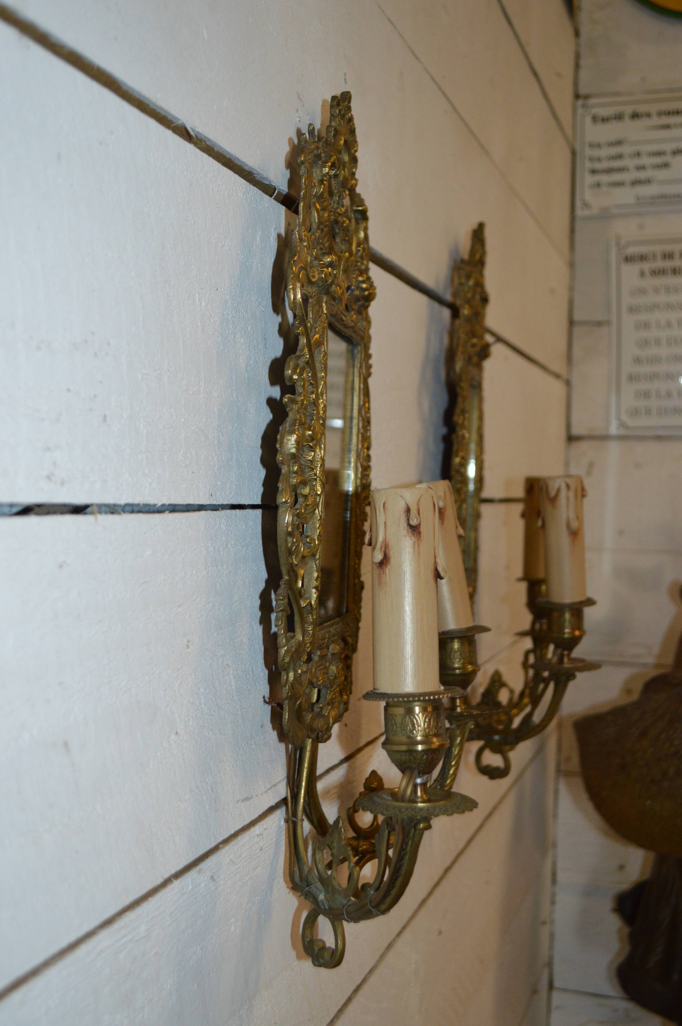 Pair of bronze wall lamp with a mirror