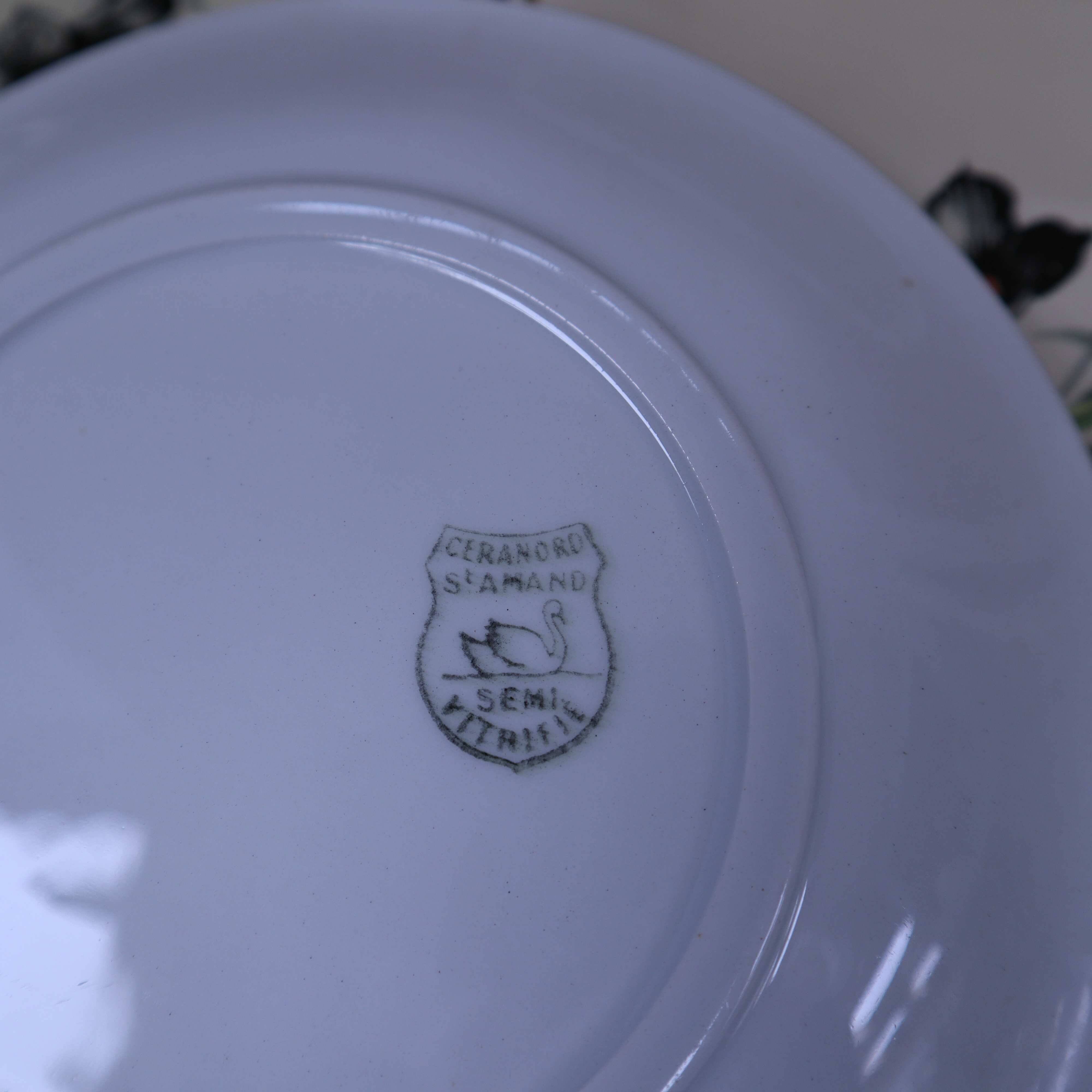 12 dessert plates, Tulips model, Céranord St Amand