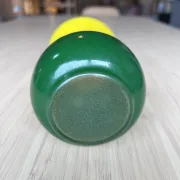 Small powdered glass vase with a yellow and green gradient from the 1950s (film "Le Grand Chemin")
