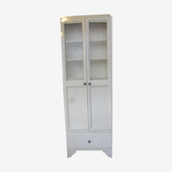 Armoire vitrée