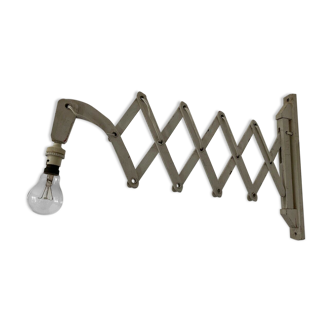 Scandinavian wall lamp accordion or scissors in white lacquered wood 60s 70s
