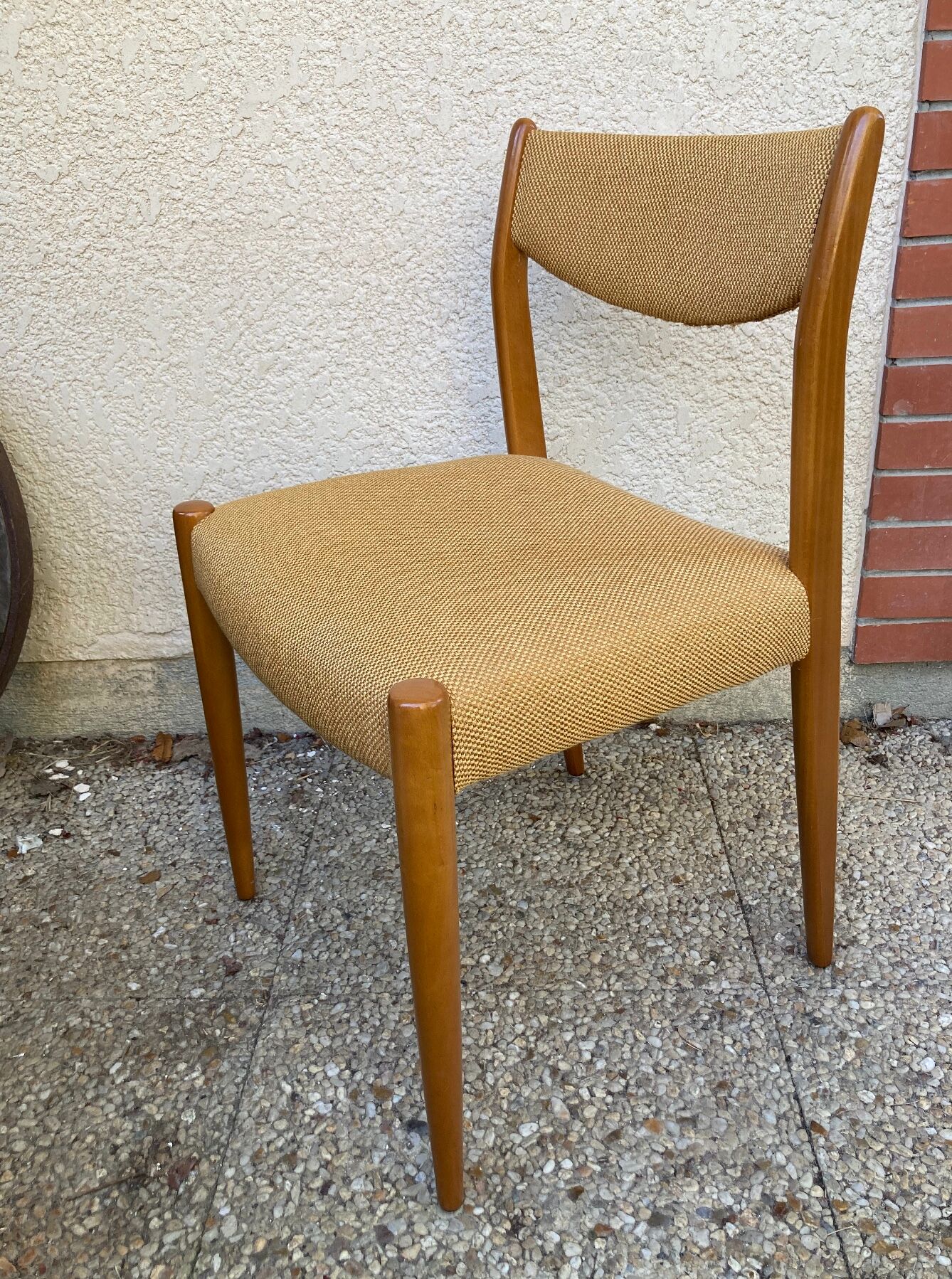 Set of 6 vintage Scandinavian chairs