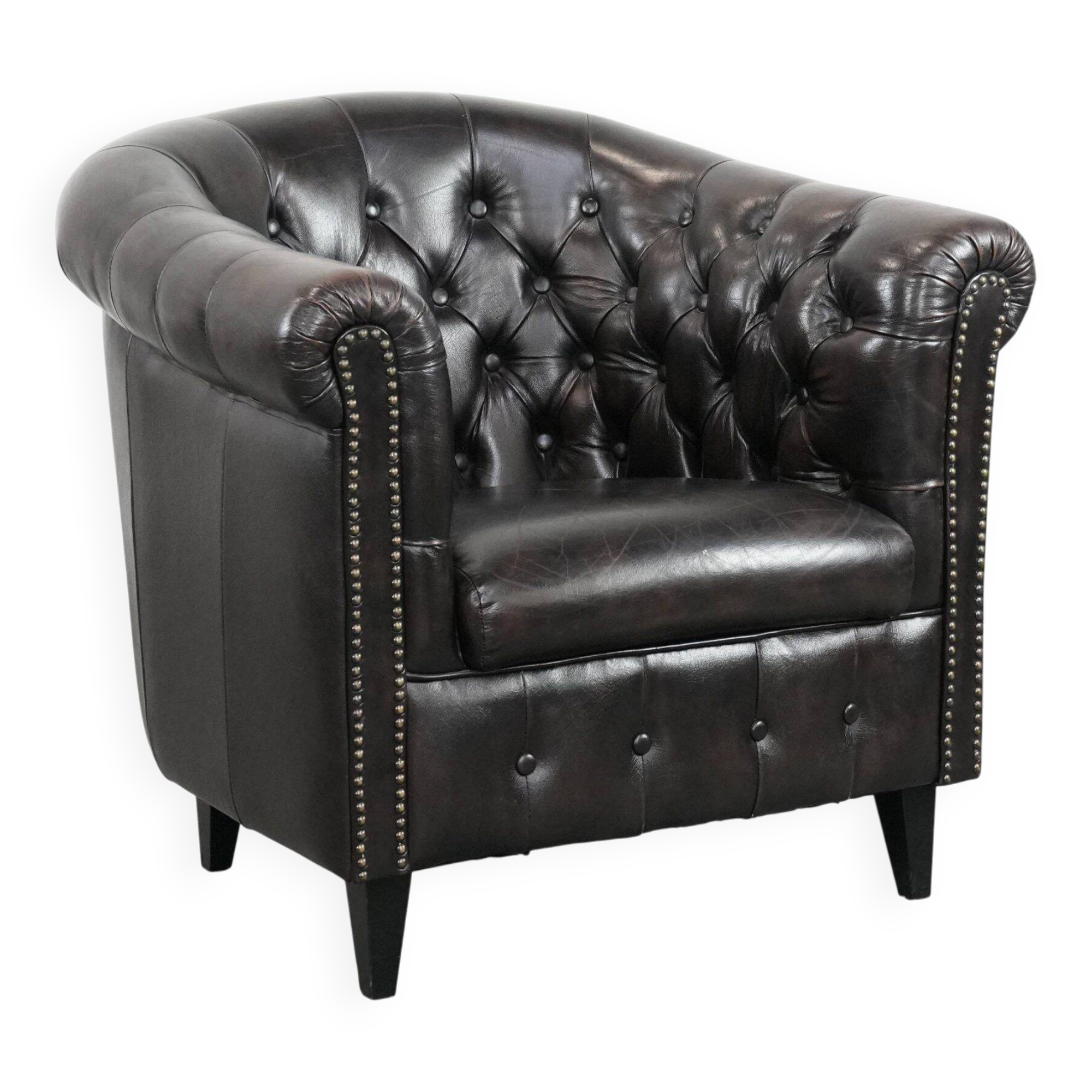 Dark luxury cowhide Chesterfield club armchair in English style