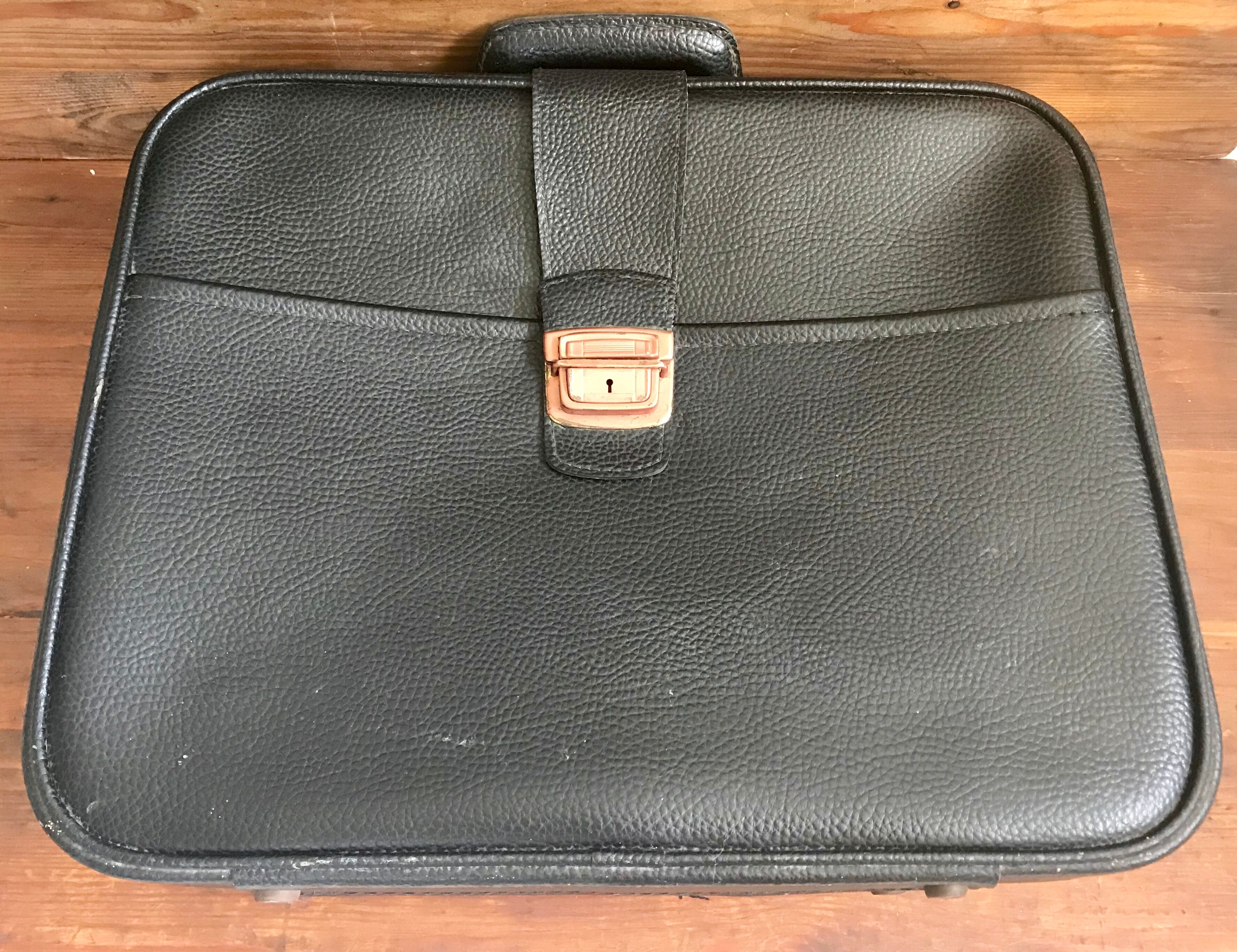 Vintage leather case