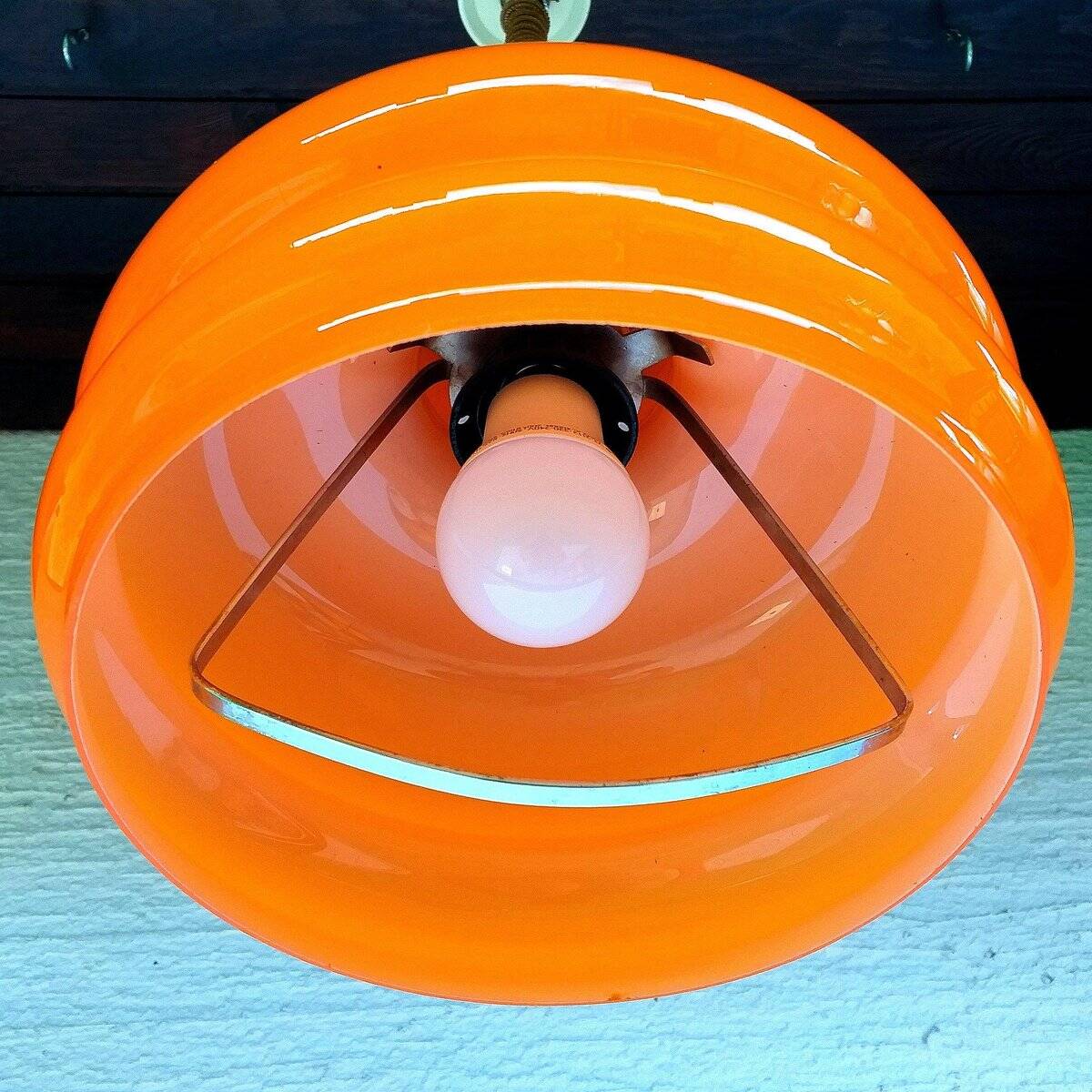 Suspension mid-century