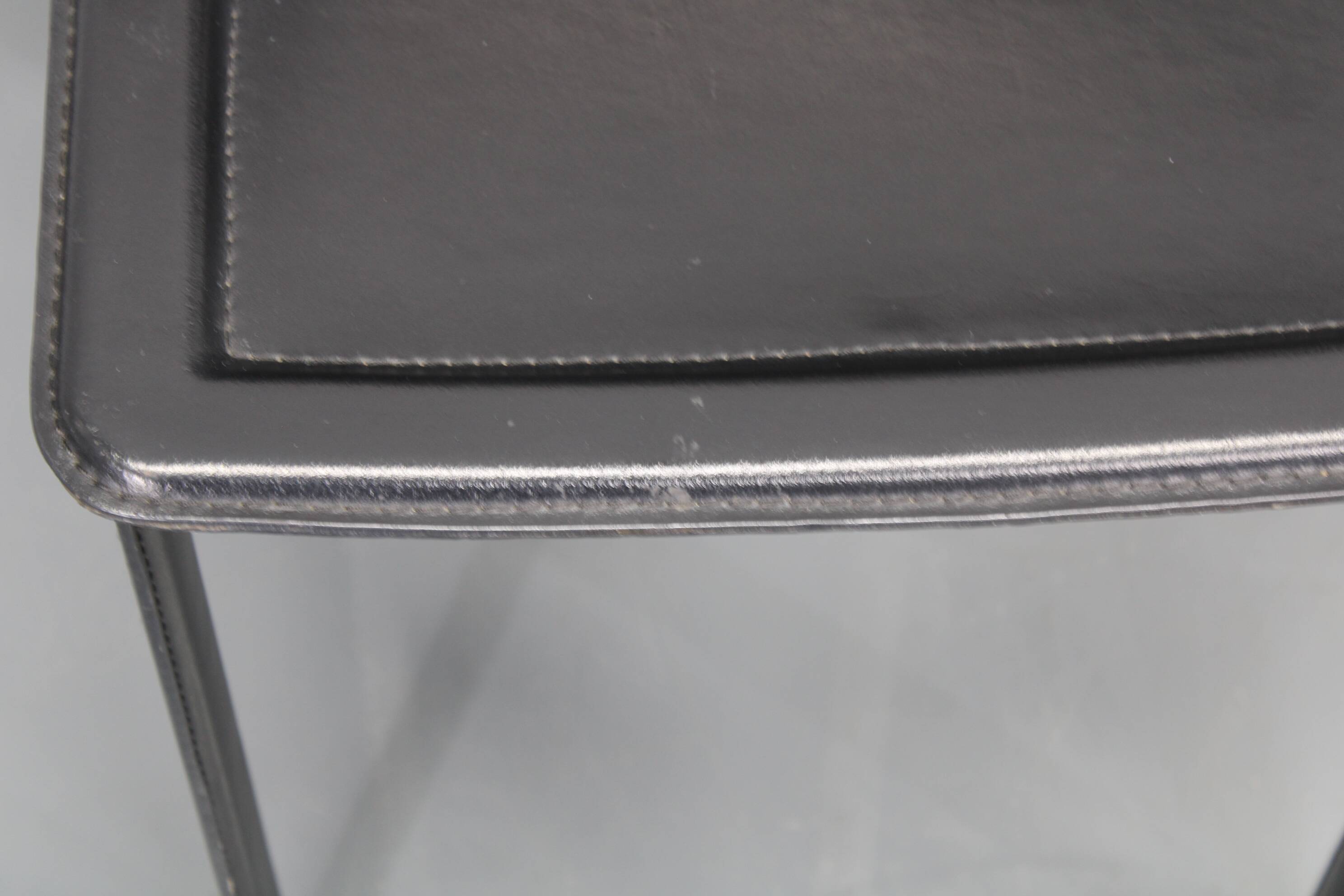 1980s Set of Four Dining Chairs in Leather in Matteo Grassi Style, Italy