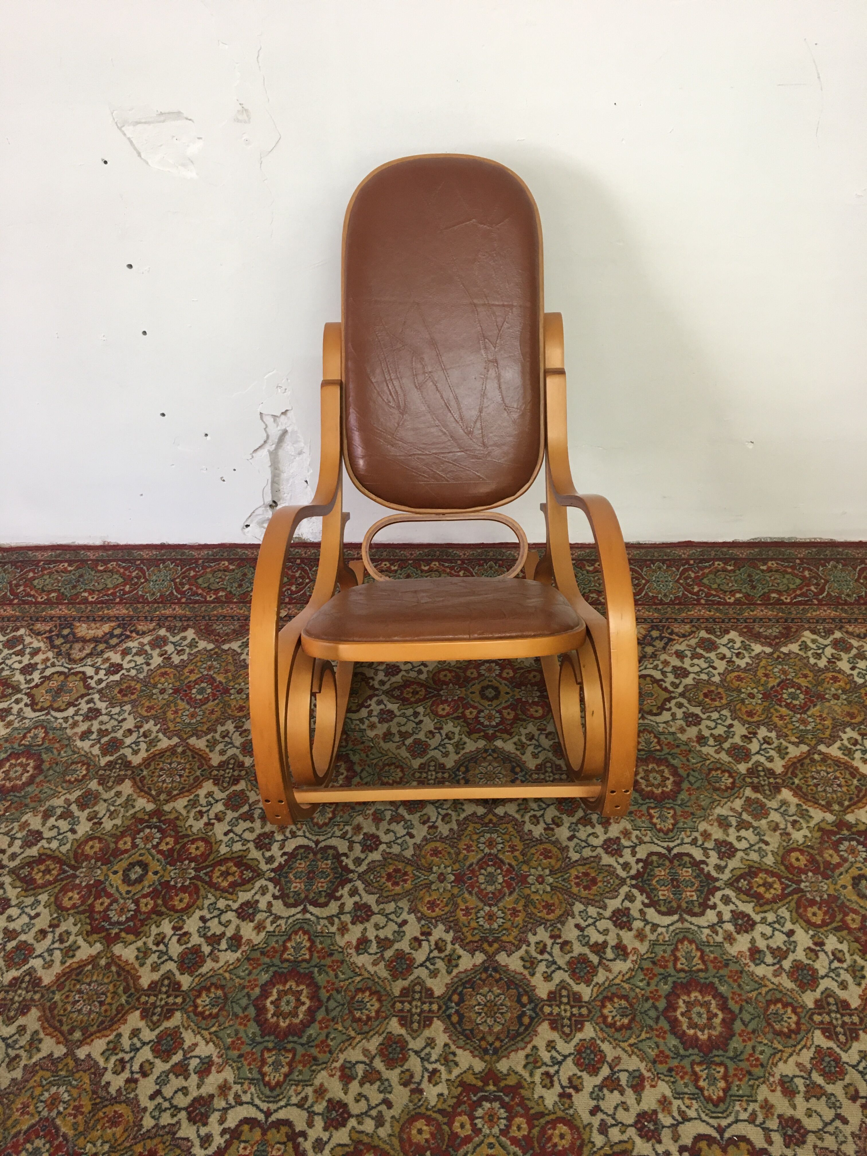 Rocking vintage chair in plywood