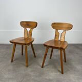 Chaises brutalistes pin massif style chalet