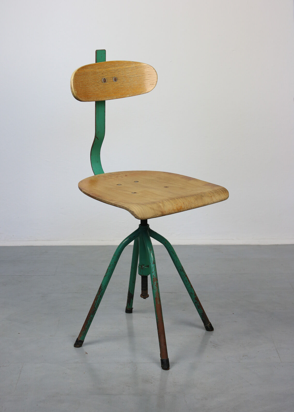 Set of 2 industrial mint green swivel chairs, 1960