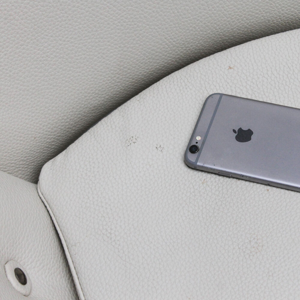 Pair of armchairs by Augusto Bozzi for Saporiti