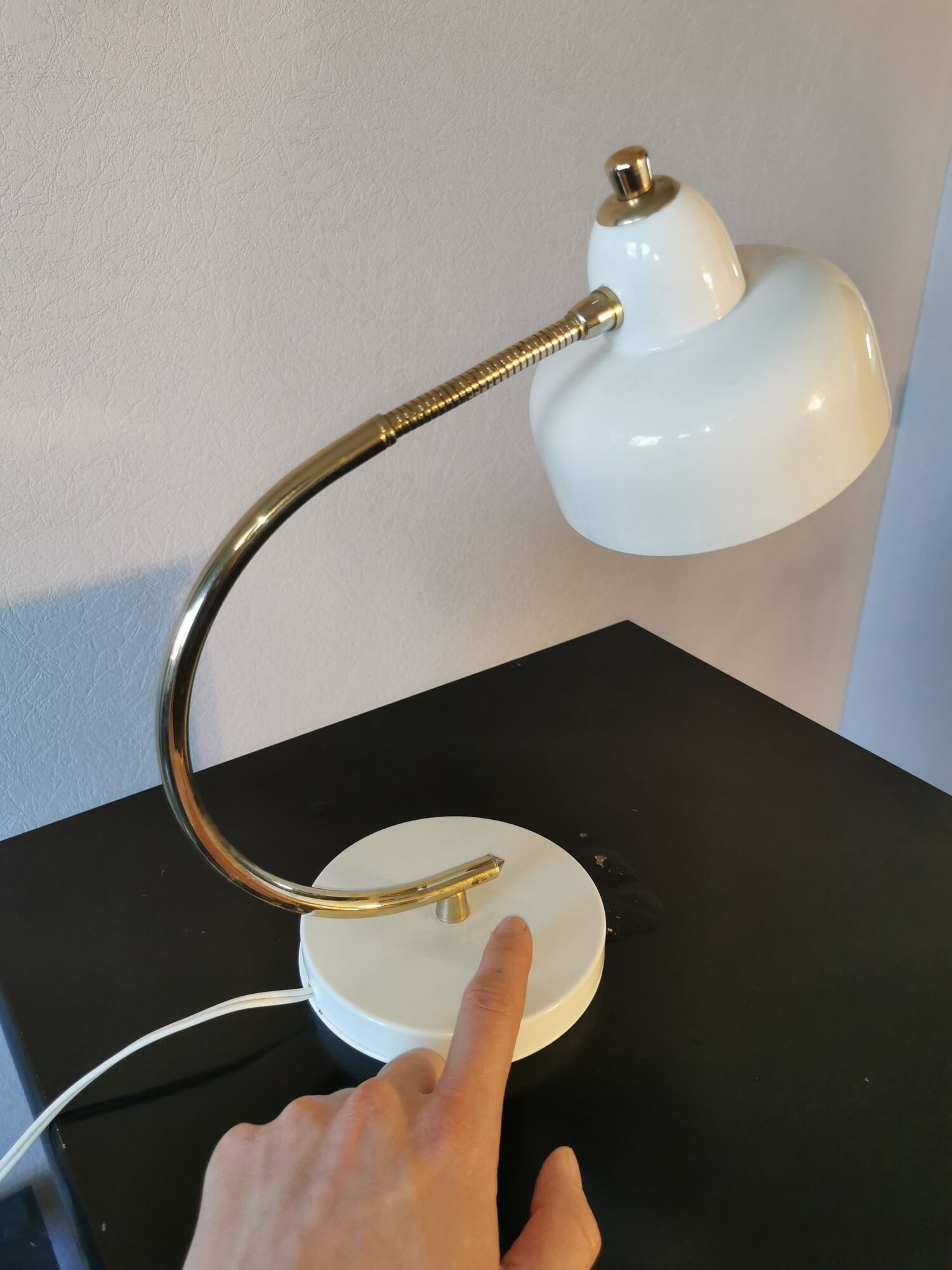 Curved lamp, brass and lacquered steel, 1960, France