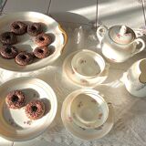 Porcelain service