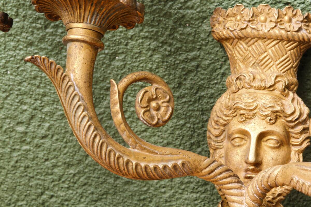 Paire d'appliques en bronze d'époque Empire