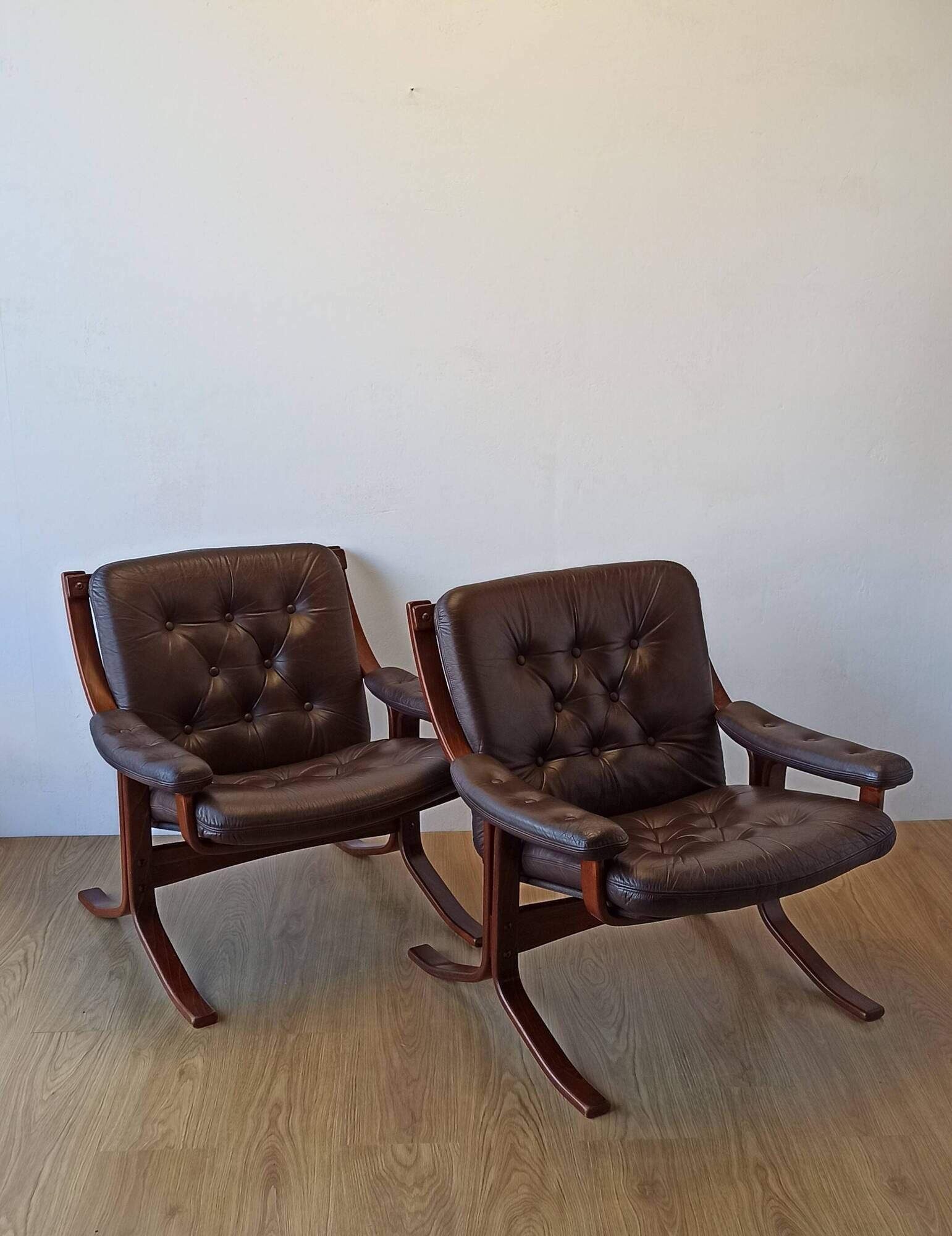 Norwegian Easy Chairs in Leather by Jon Hjortdal, Velledalen. Set of 2.