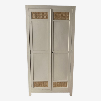 Armoire parisienne