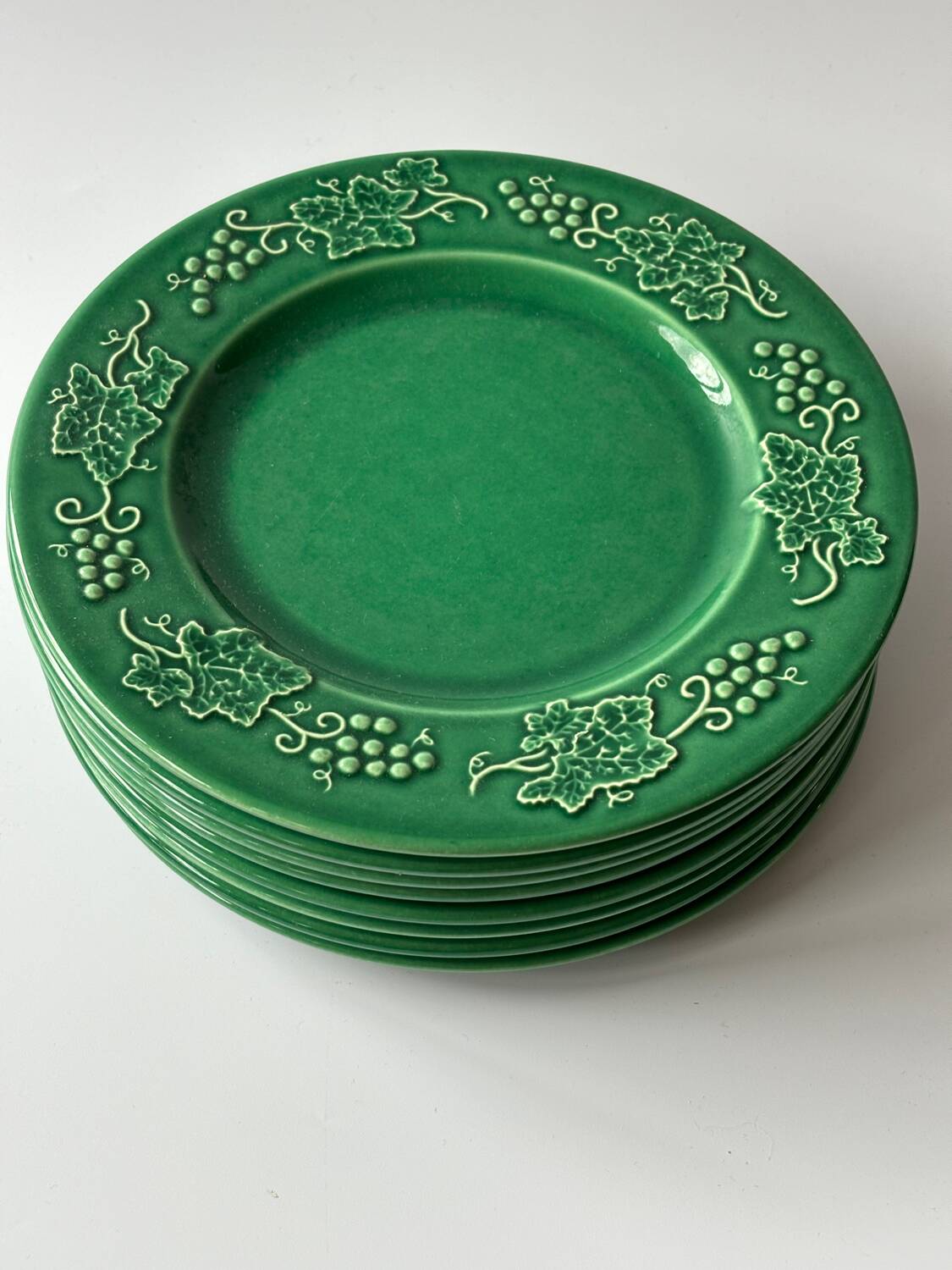 Vintage green dessert plates “Vines”