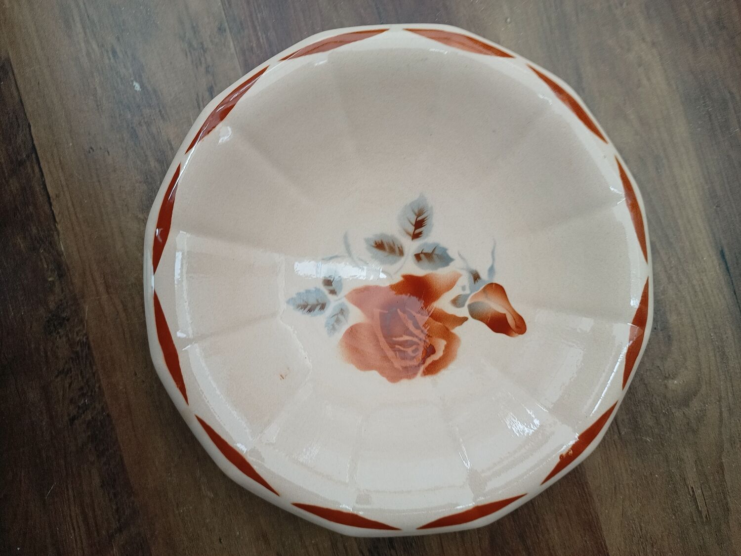 Round dish digoin Sarreguemines France