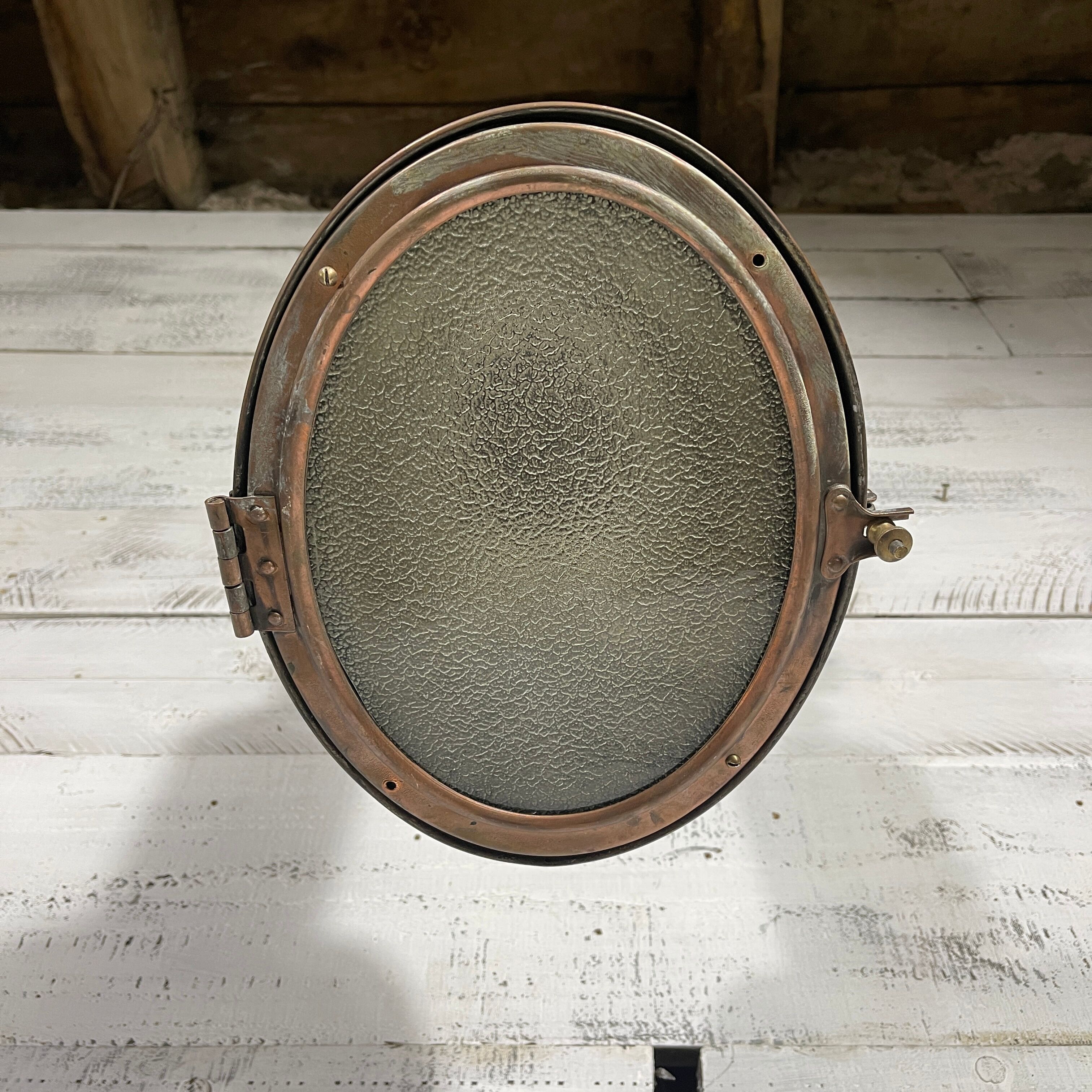 Wall lamp in copper and brass