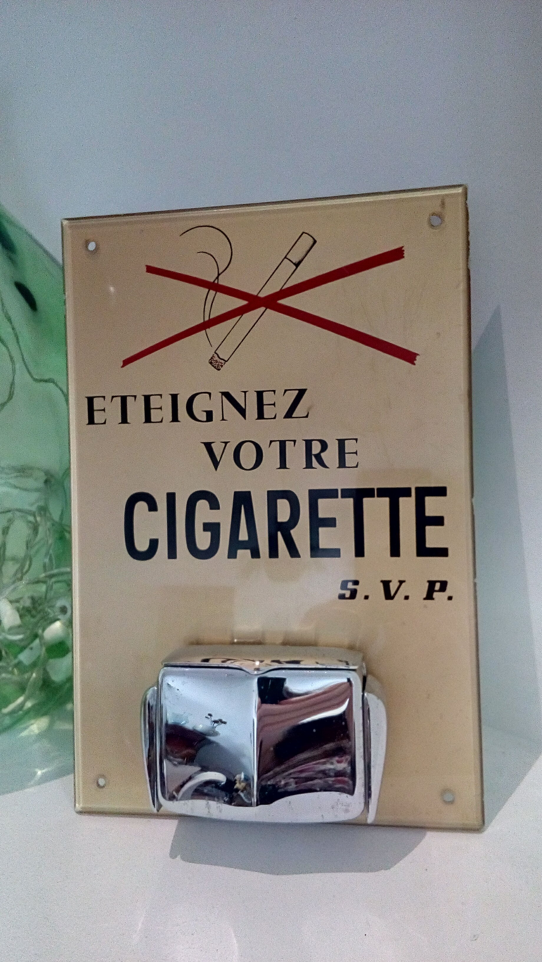 Cendrier mural de bistrot plaque publicitaire