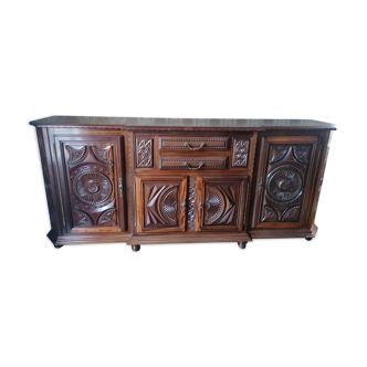 Basque sideboard