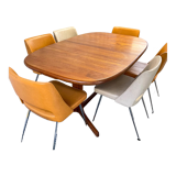Dyrlund editor, scandinavian table in solid teak