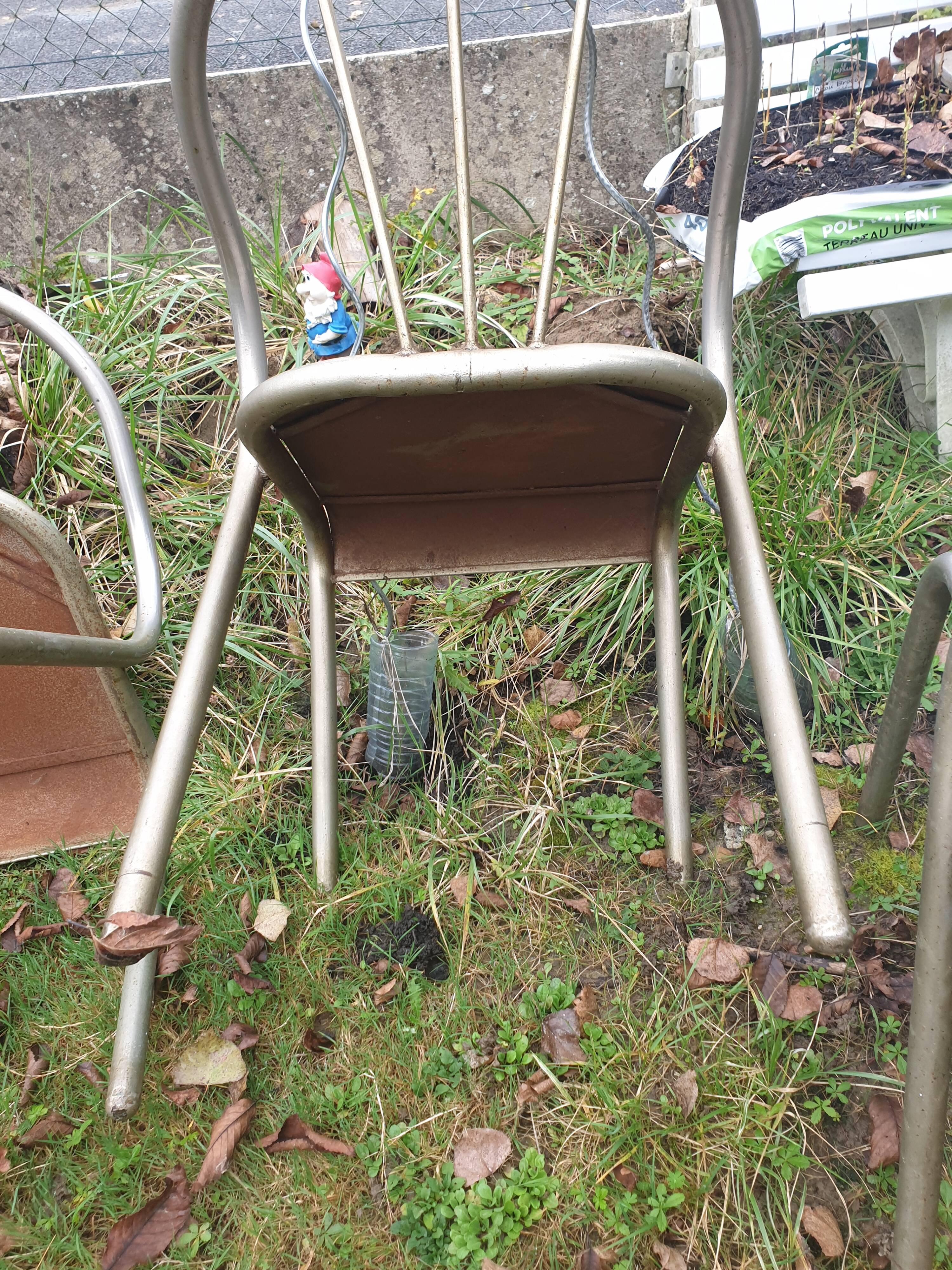 4 seventies welded tubular steel armchairs