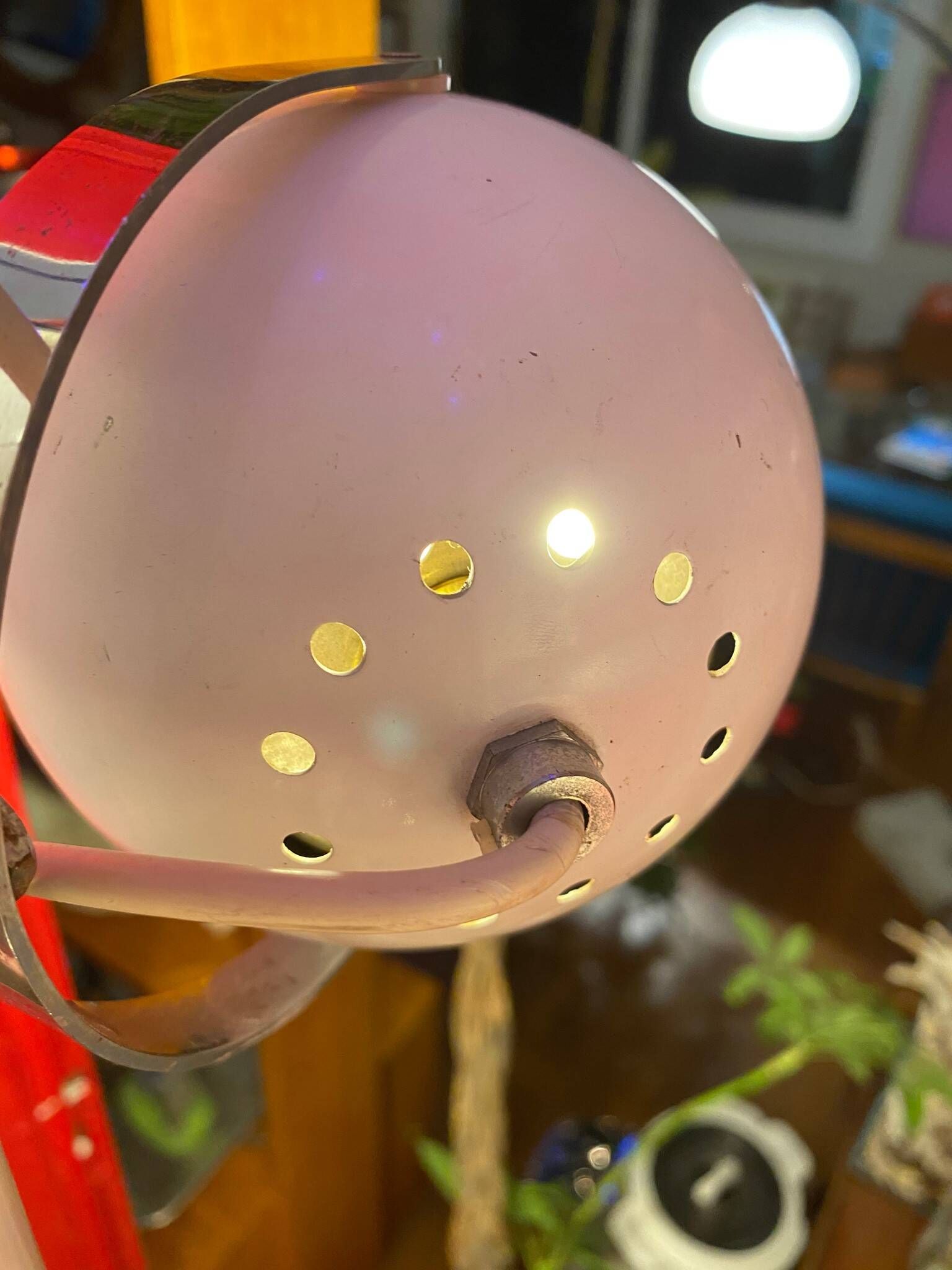 60s eyeball chandelier, 3 white globes, Aluminor