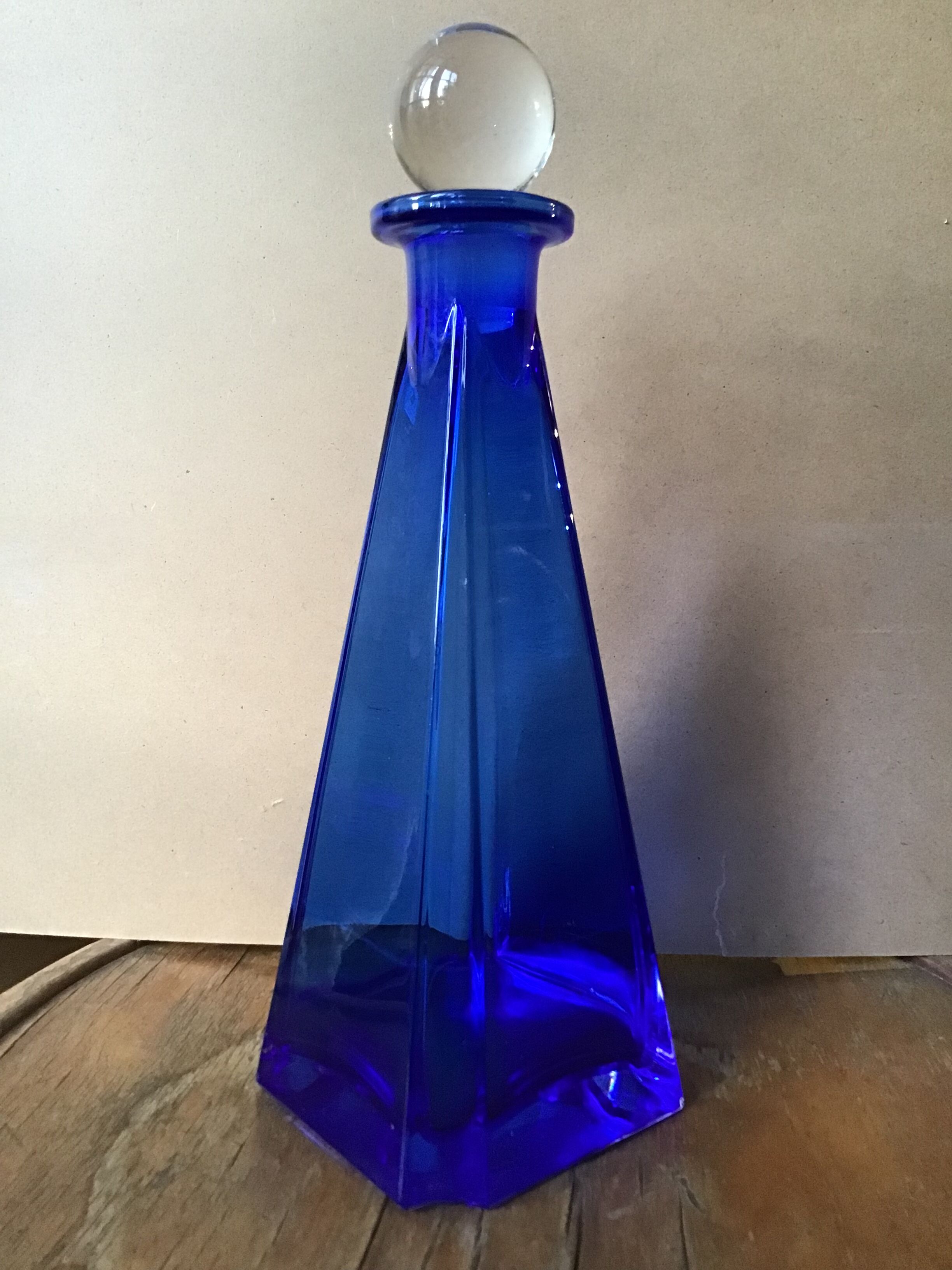 Large decanter