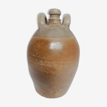 Two-handled sandstone jar