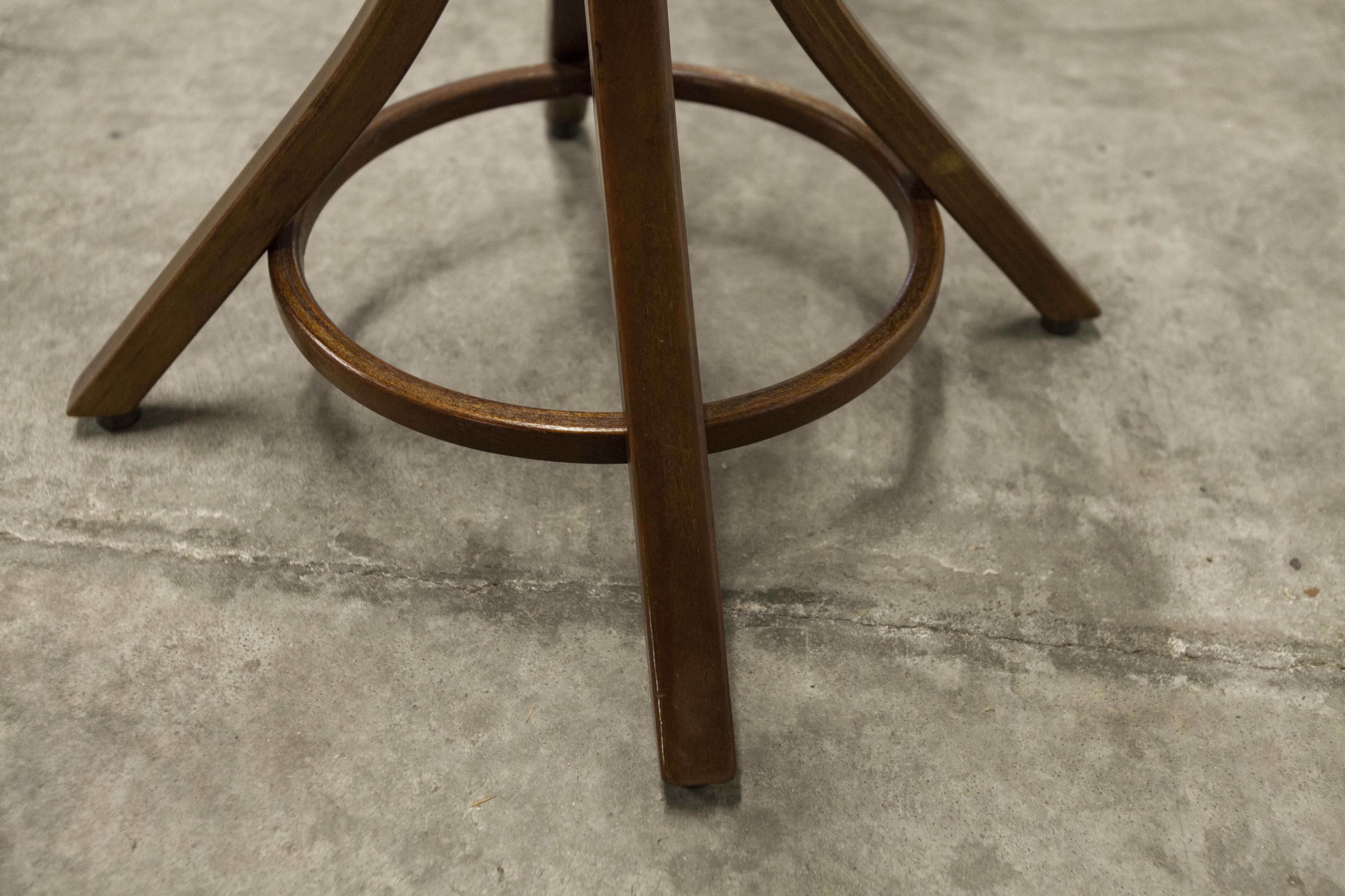 Coat rack rotating parrot Baumann 1960