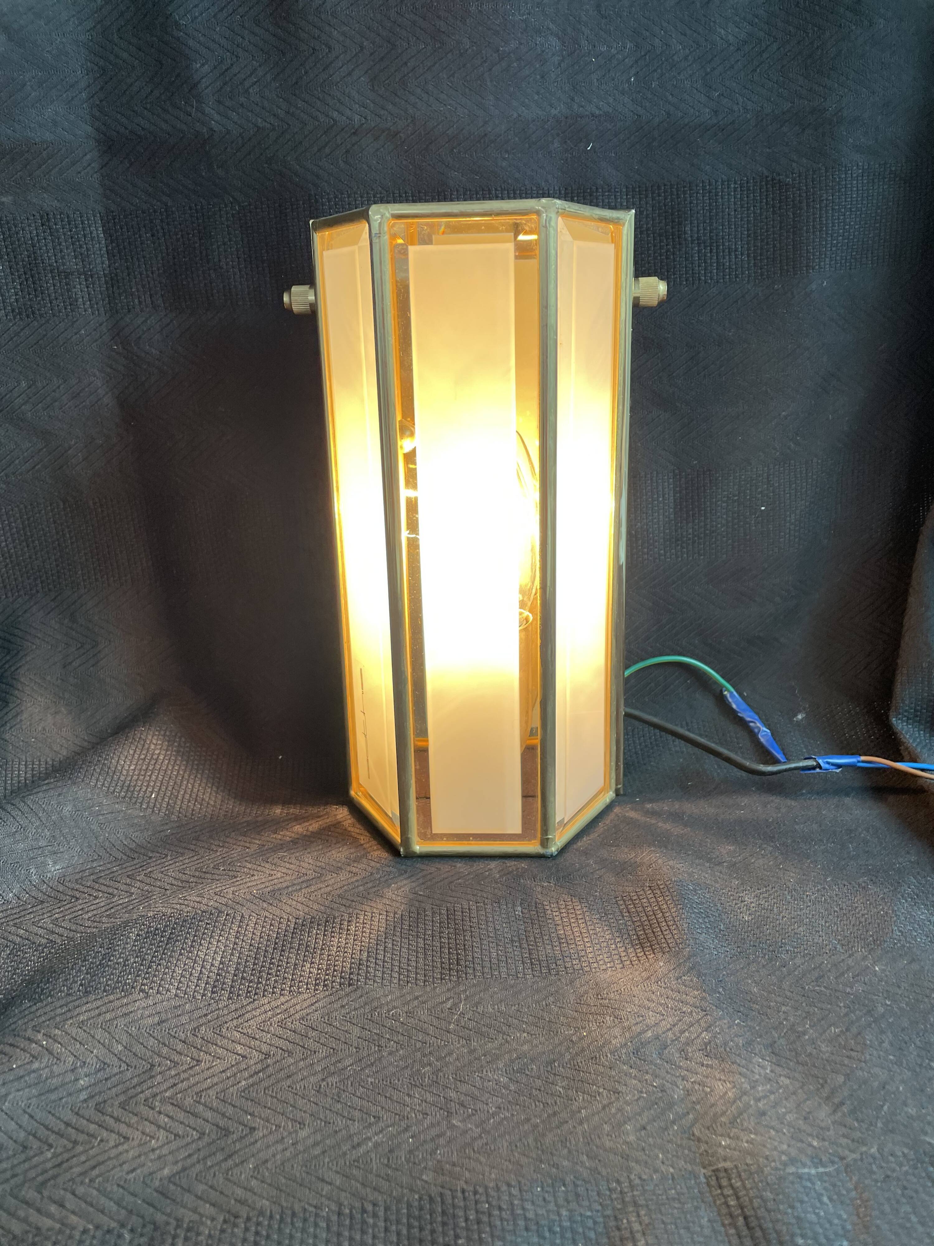 SOTHIS wall lamp - hexagonal - glass and brass - Italy