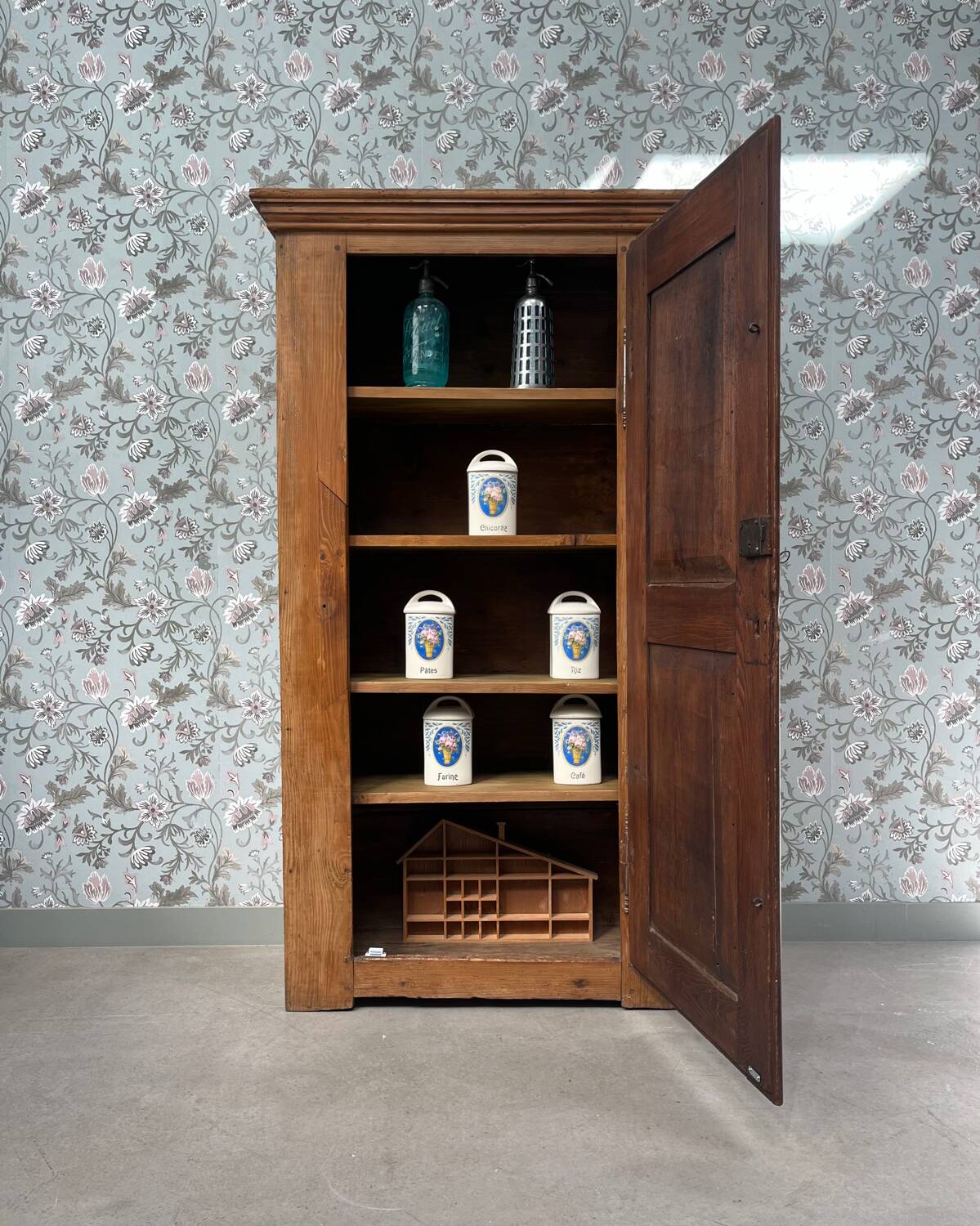 19th century painted bonnet maker