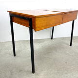Retro minimalistic desk