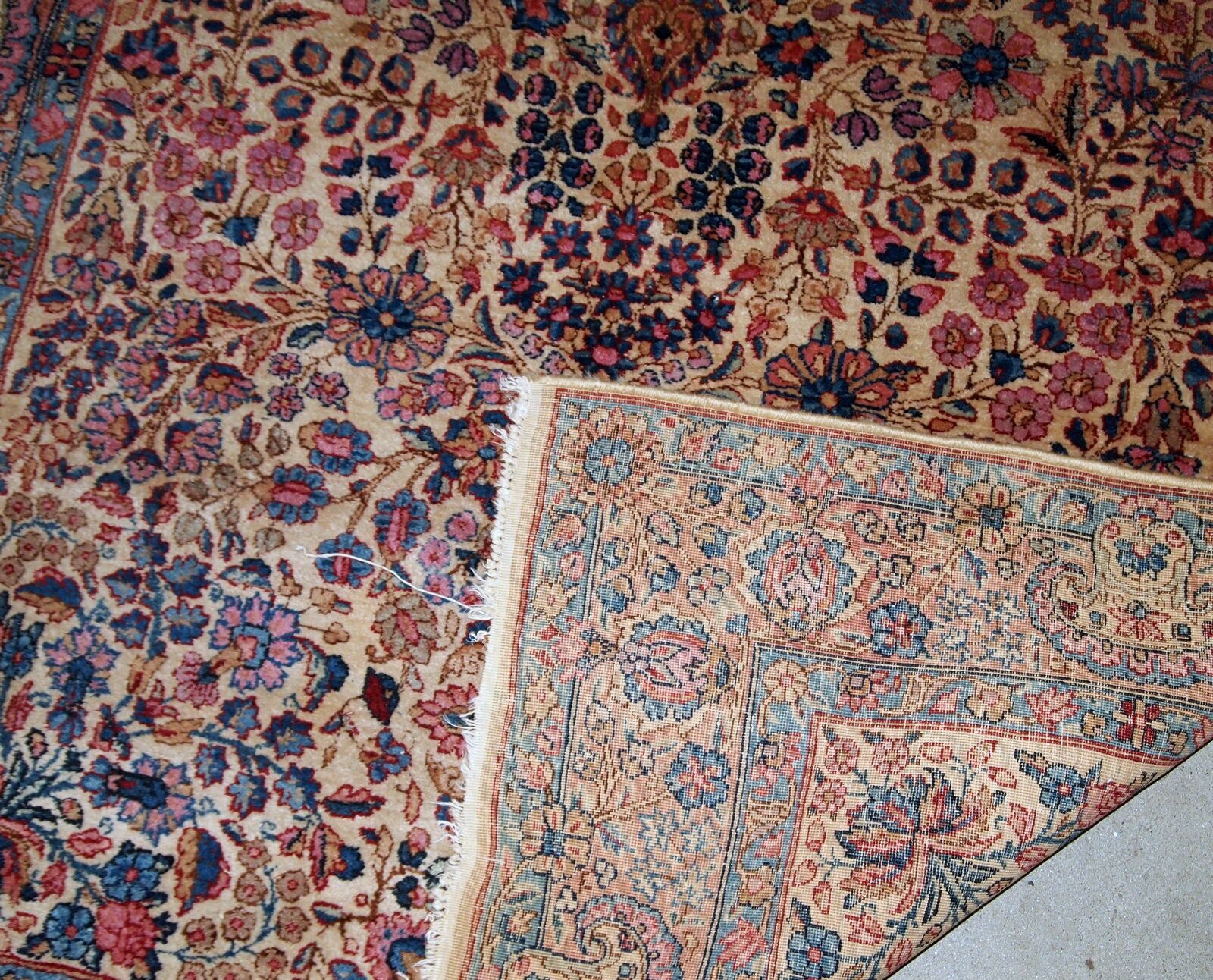 Handmade antique Persian Kerman rug 128cm x 210cm 1920s