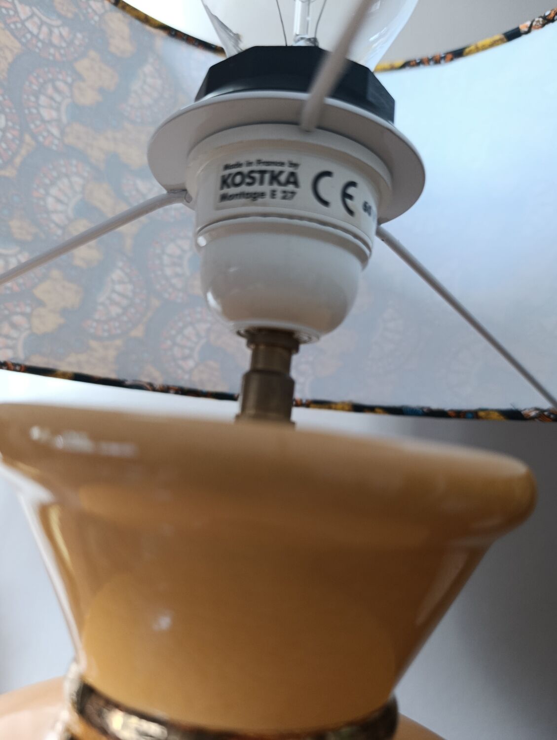 Yellow and gold ceramic table lamp | Kotska, saffron wax lampshade