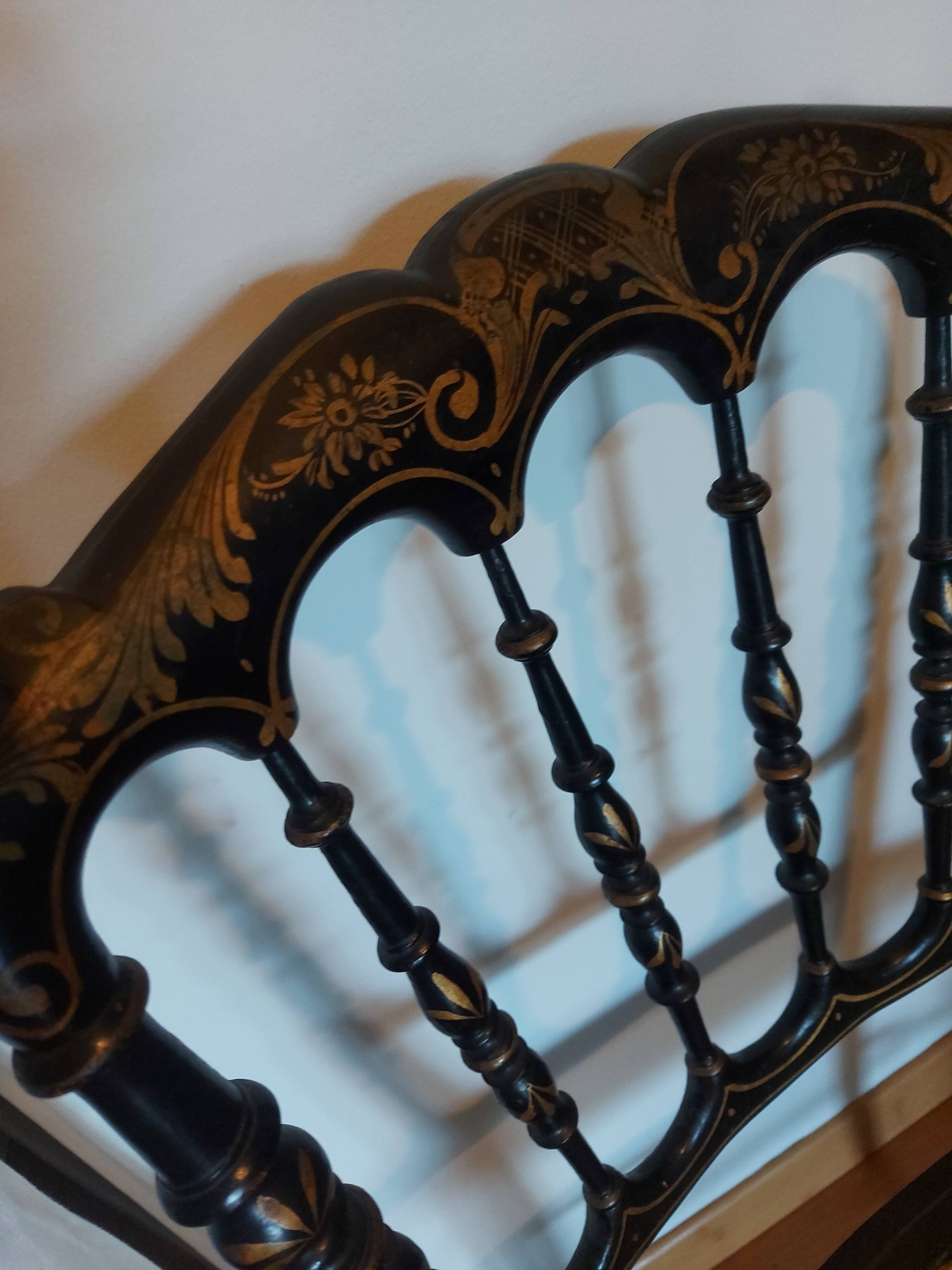 Chaise Napoleon III authentique assise cannage