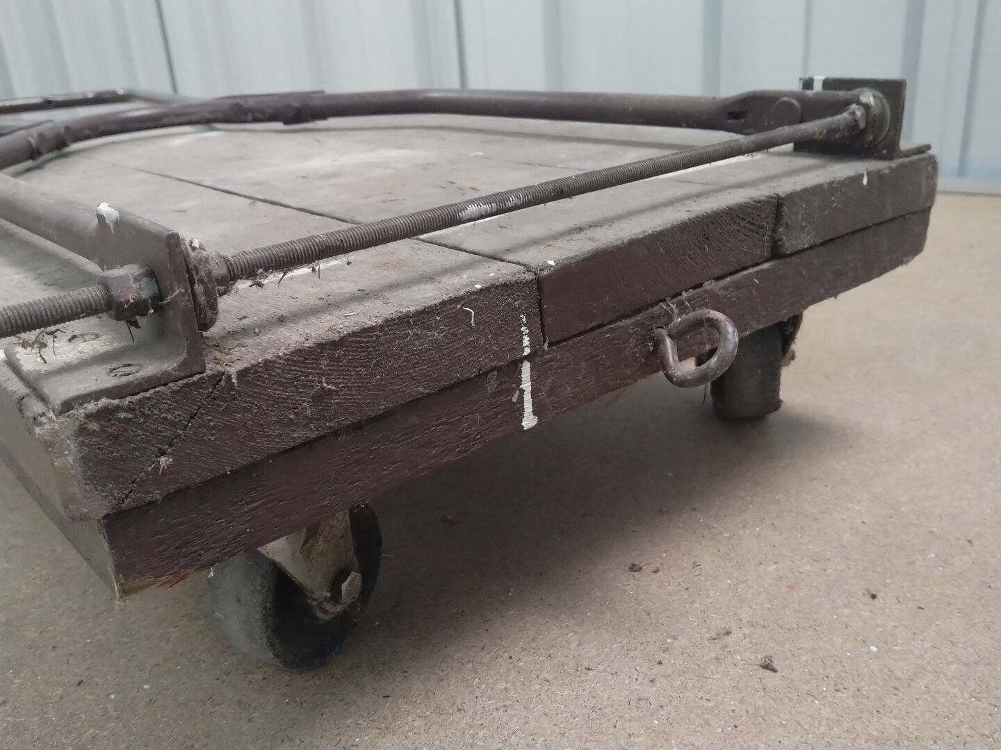 Old platform cart