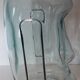 Vase moaï en verre transparent bleuté