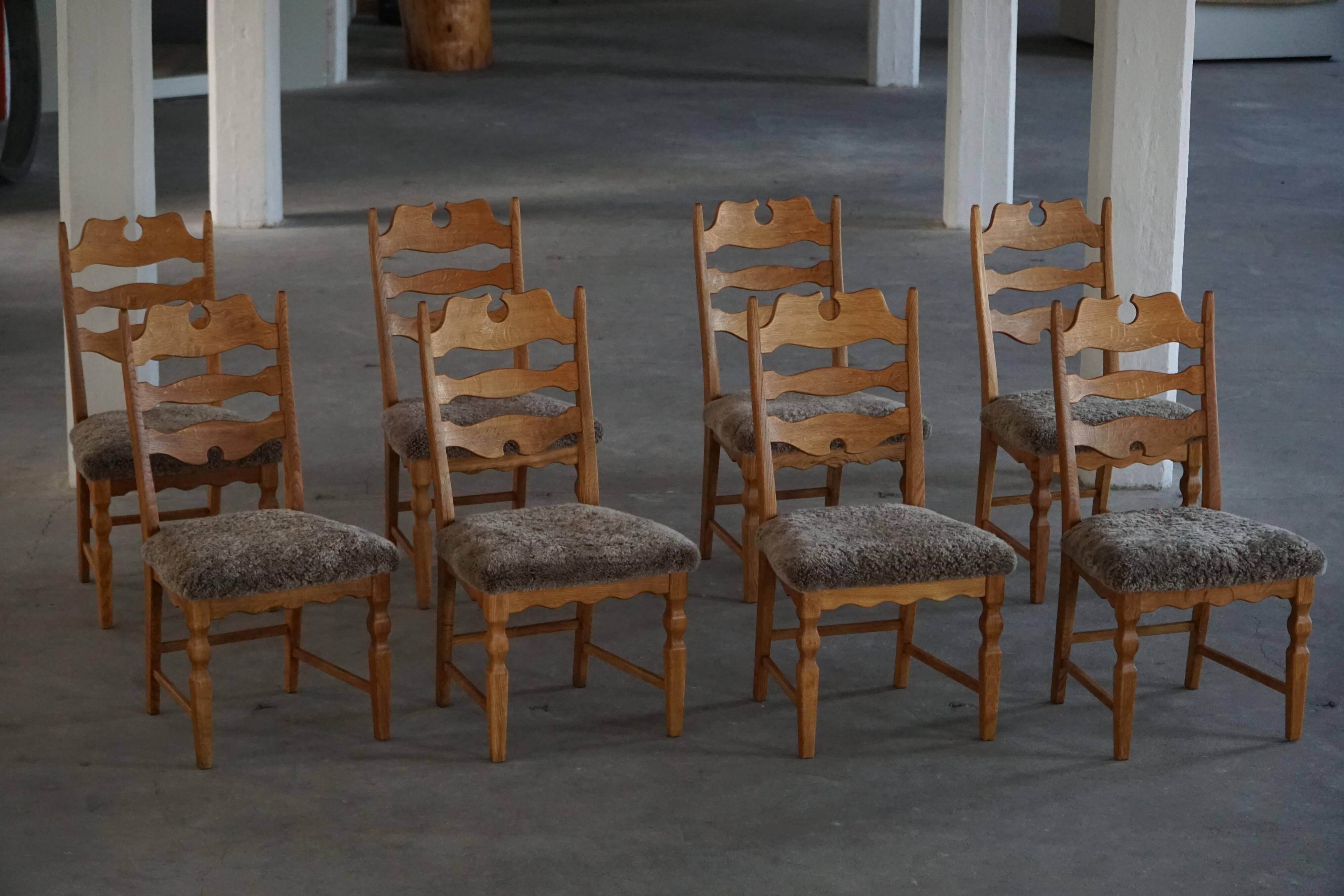 Denmark mid-century, set of 8 oak and lambswool chairs, Henning Kjærnulf, 1960s