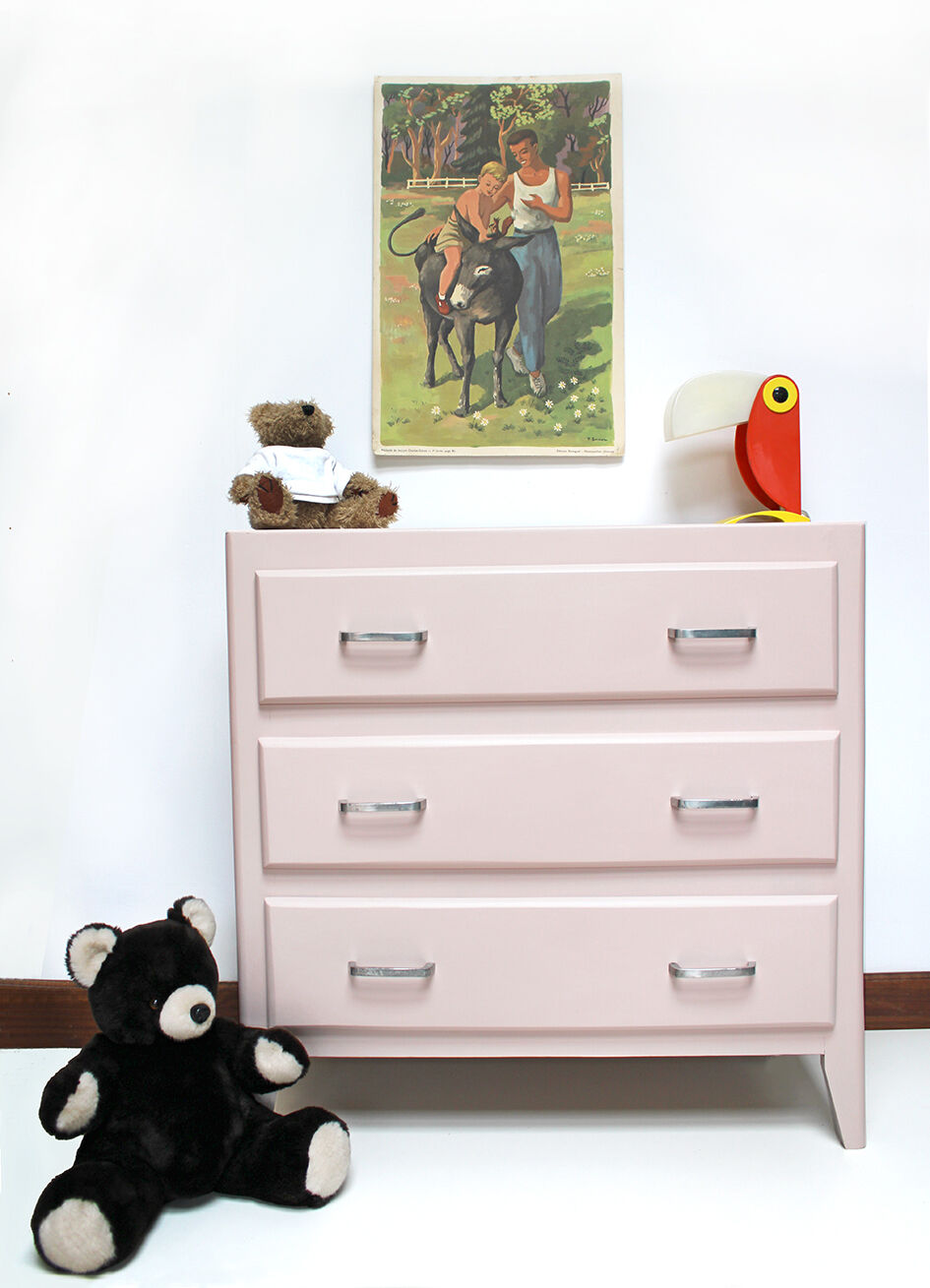 Vintage chest of drawers revisited
