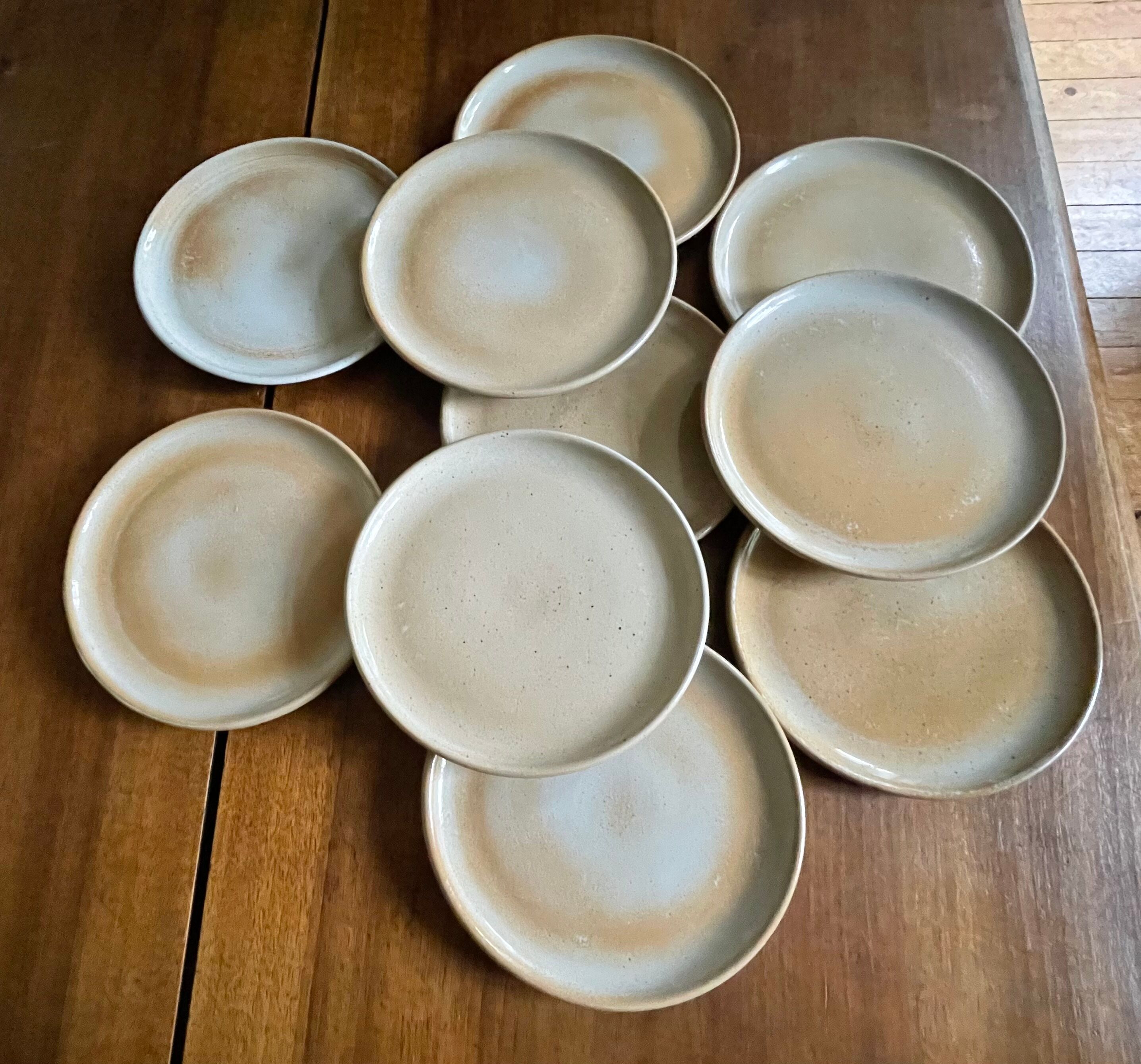 Dessert plates in Marais Sandstone