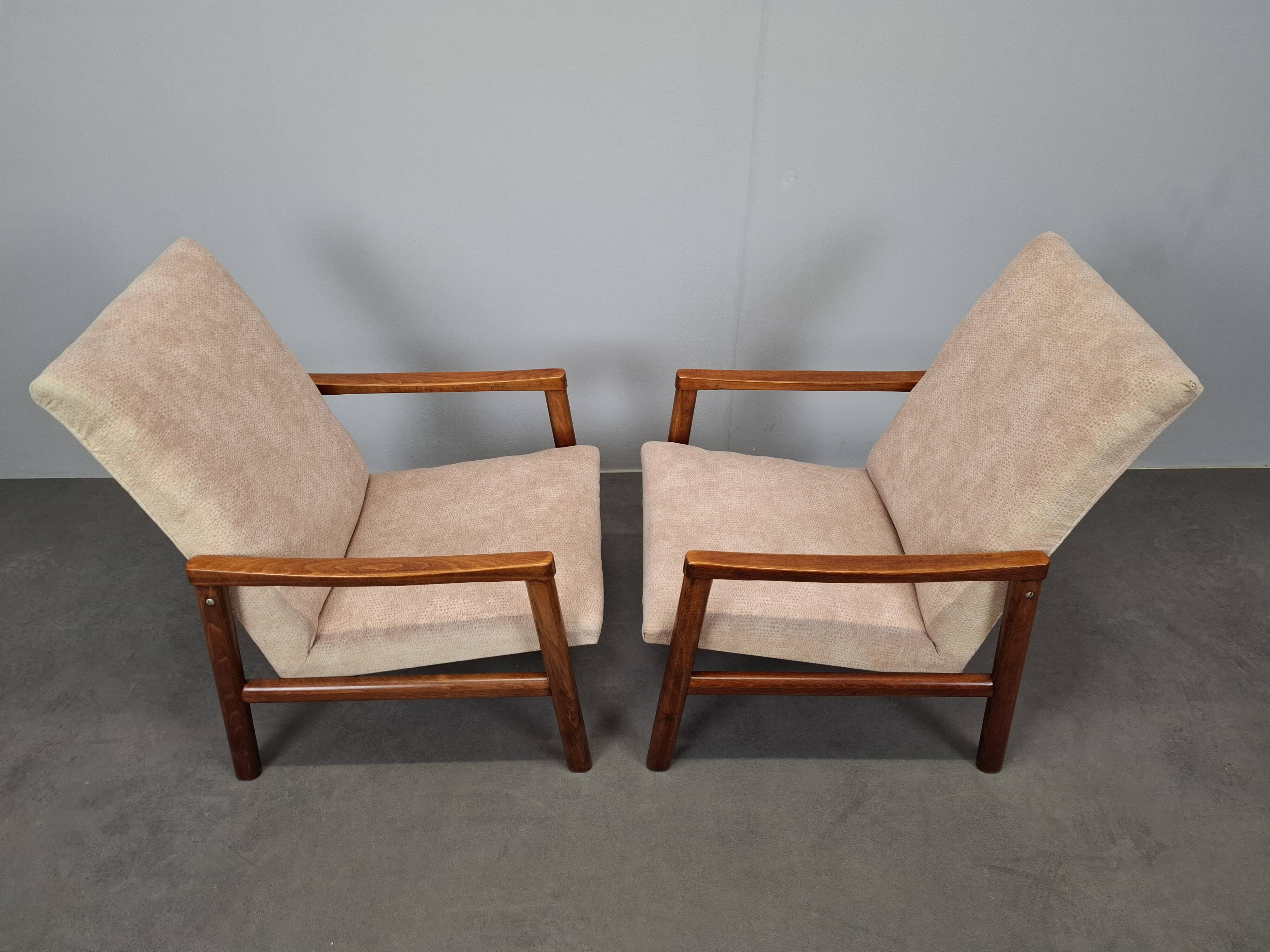 Pair of TON Mid-Century Modern Armchairs, Czechoslovakia, 1970s