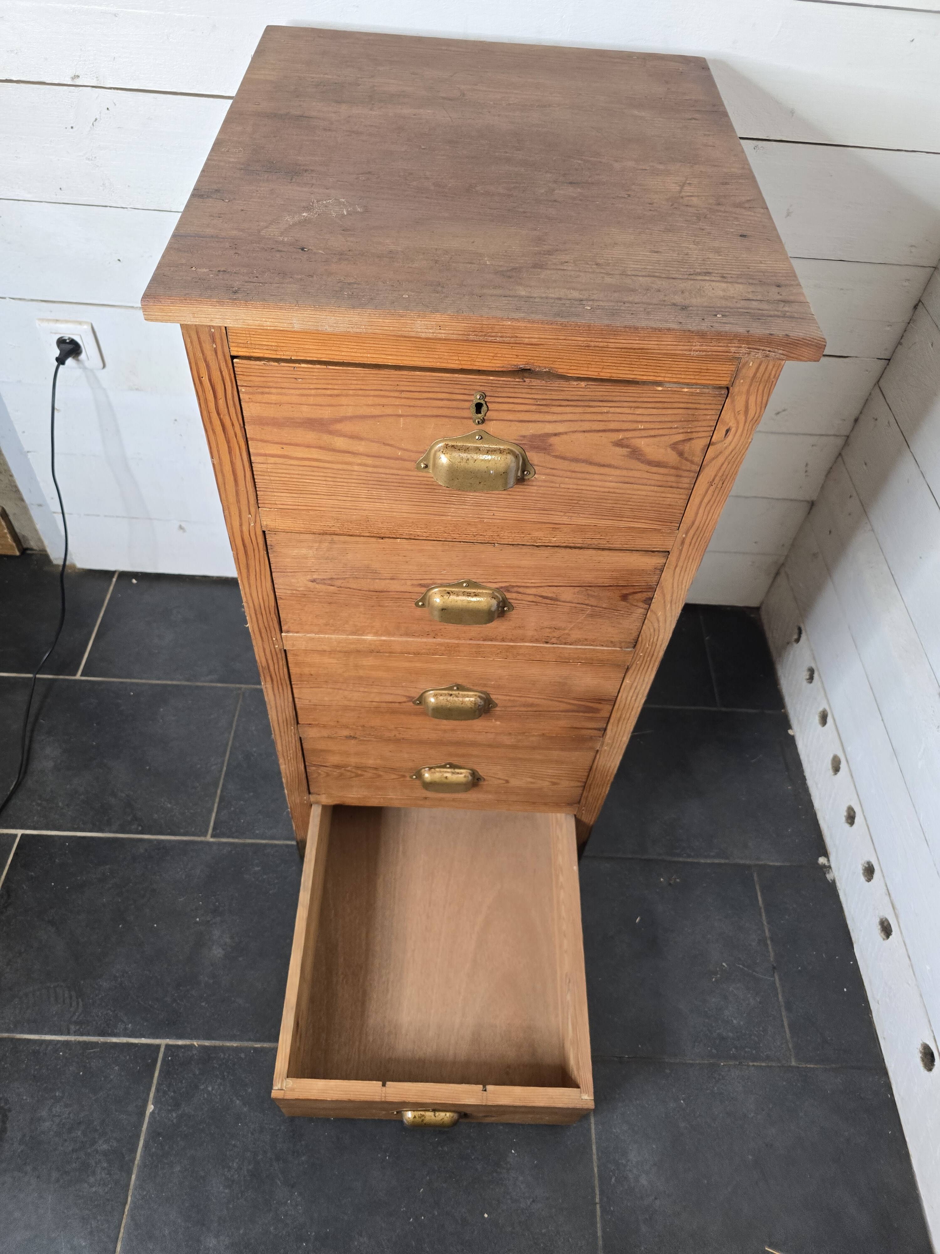 Craft cabinet with 4 drawers