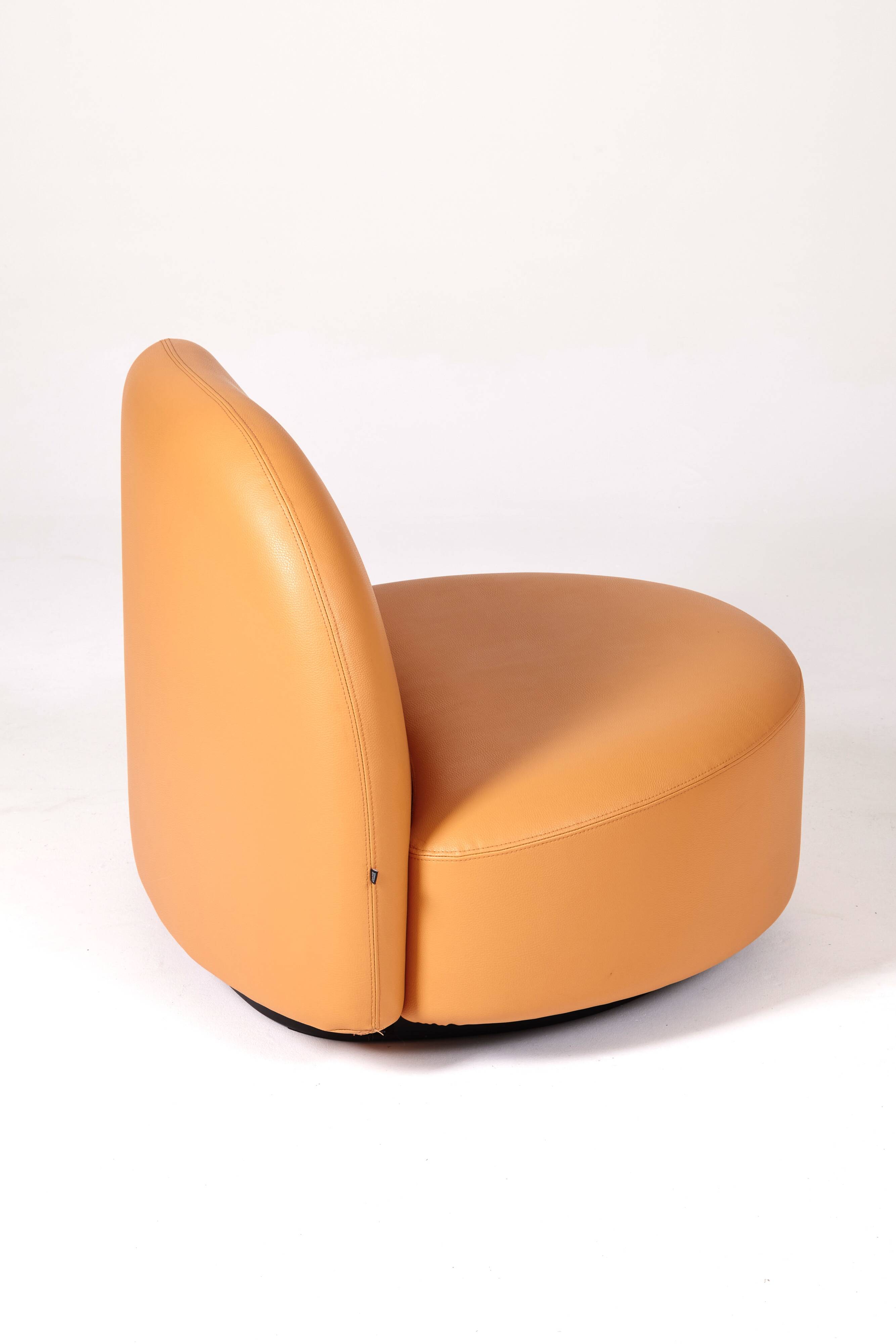 Fauteuil en cuir Elysée par Pierre Paulin édition Ligne Roset